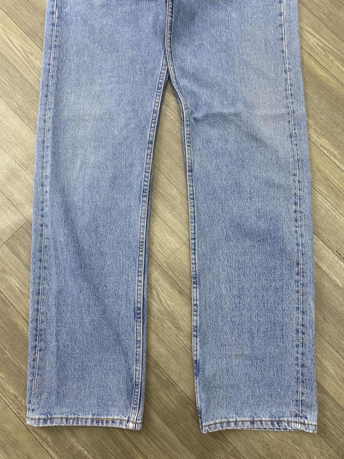 Levi's Vintage Clothing 🇺🇸1990s Vintage Levis 501 USA Straight 33x36 Light Blue Jeans Size US 30 / EU 46 - 3 Thumbnail