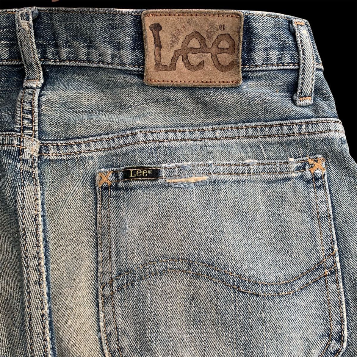 Lee Vintage Lee Classic Light Wash Distressed Denim Jeans W31 Size US 31 - 8 Thumbnail