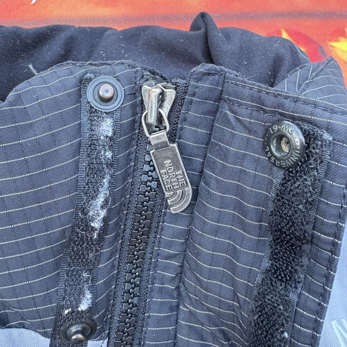 The North Face The North Face Vintage 550 Extreme Gear Down Jacket Size US L / EU 52-54 / 3 - 10 Thumbnail