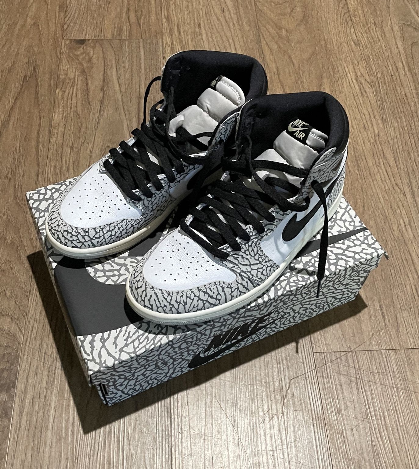 Air Jordan 1 Retro High OG Elephant Print