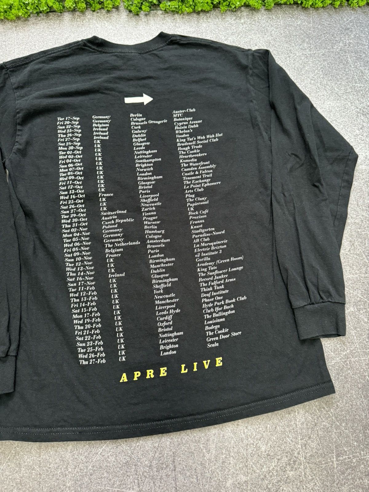 Band Tees APRE Band shirt Tour Long Sleeve Size US M / EU 48-50 / 2 - 11 Thumbnail