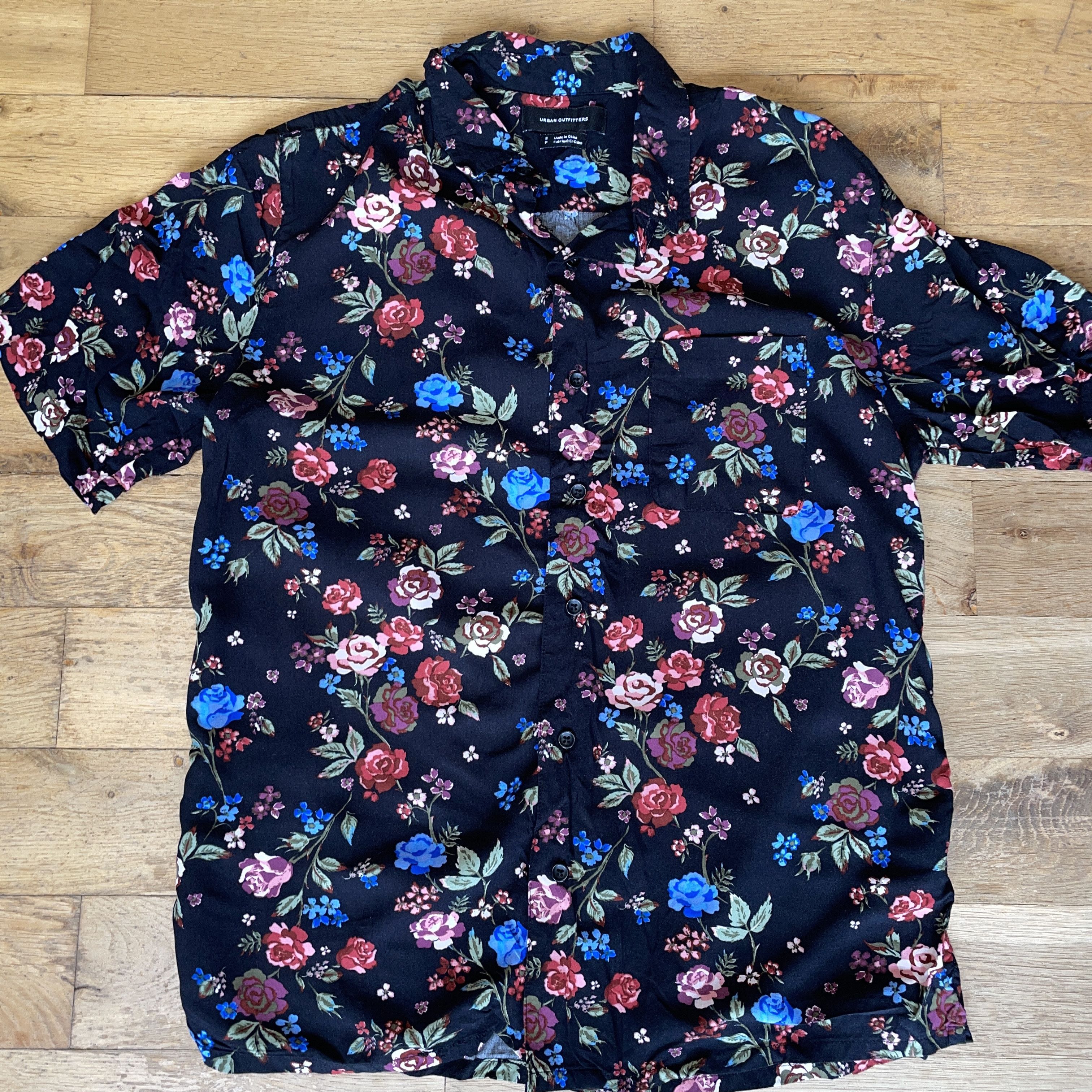 Designer × Urban Outfitters Urban Outfitters Men's Trendy Holiday Shirt Rayon Size S Size US S / EU 44-46 / 1 - 1 Thumbnail