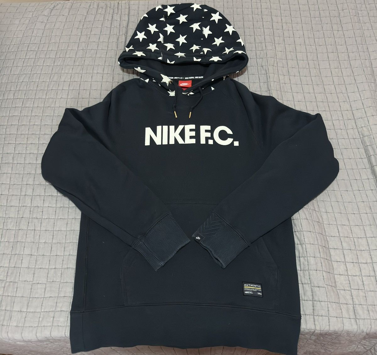 F.C.R.B Nike FC Star Print Hoodie Size US S / EU 44-46 / 1 - 1 Thumbnail