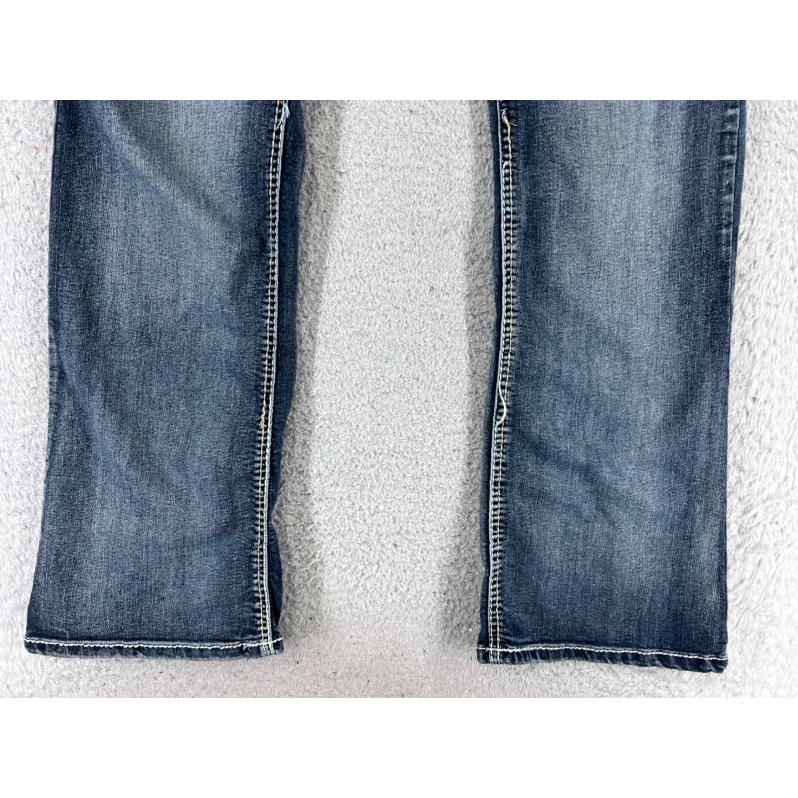 Vintage Maurices Jeans Women 5 Blue Denim Bootcut Low Rise 28x27 Cotton Western 5-Pocket Design Zipper Distressed Stretch Machine Washable Size 27" / US 4 / IT 40 - 2 Thumbnail