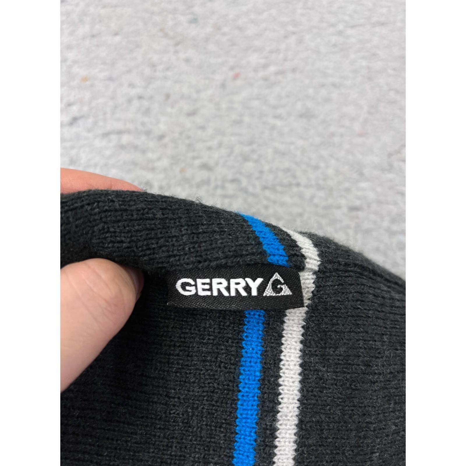Vintage Gerry Beanie Toque Adult One Size Gray Knit Acrylic Blend Outdoors Ski Snow Beanie Hat Mens Womens Unisex Adults Knit Pattern Striped Winter Style Size ONE SIZE - 4 Thumbnail