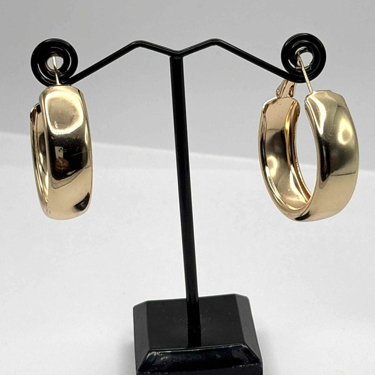 Other 90s Gold Chucky Earrings Size ONE SIZE - 2 Thumbnail