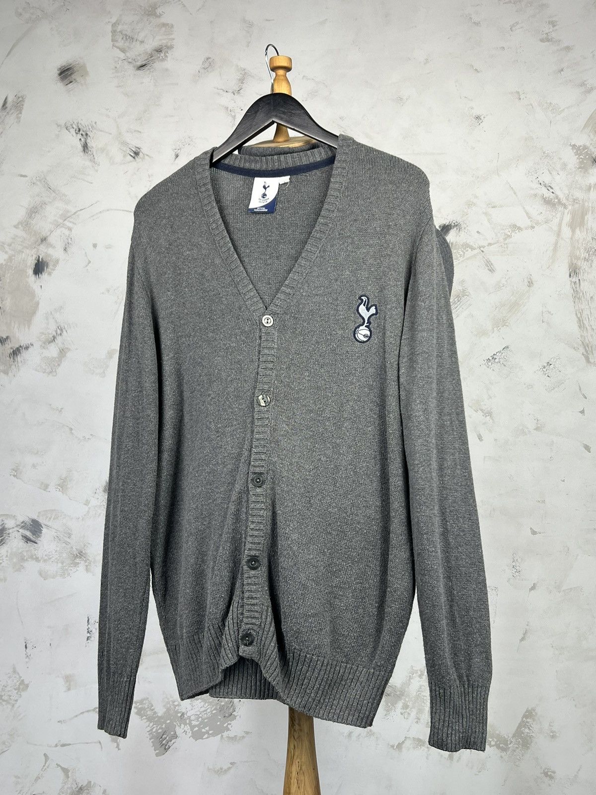 Vintage Vintage Tottenham Hotspur Cardigan Sweater Size L Size US L / EU 52-54 / 3 - 1 Thumbnail