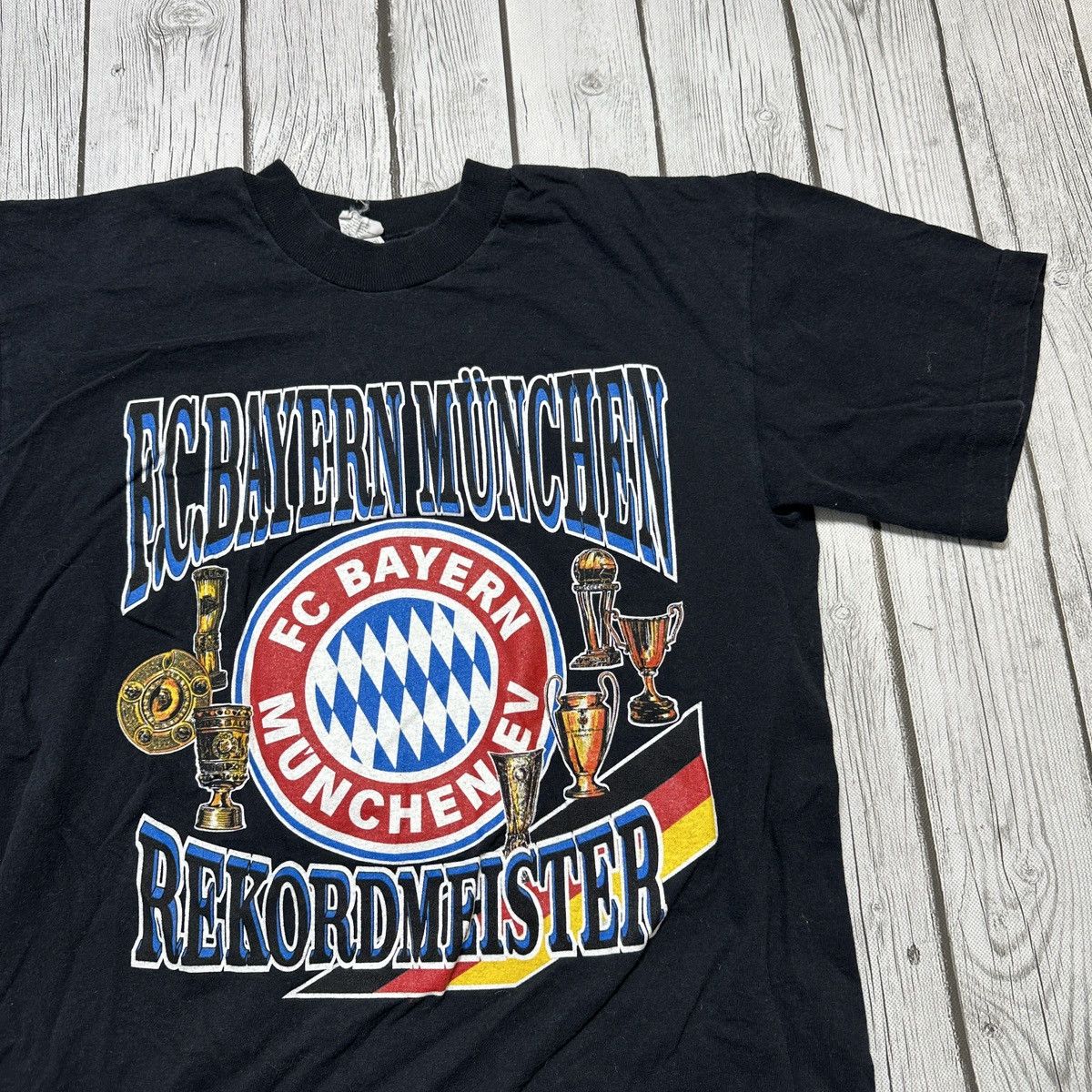 Vintage Vintage Bayern Munich tee Size US M / EU 48-50 / 2 - 3 Thumbnail