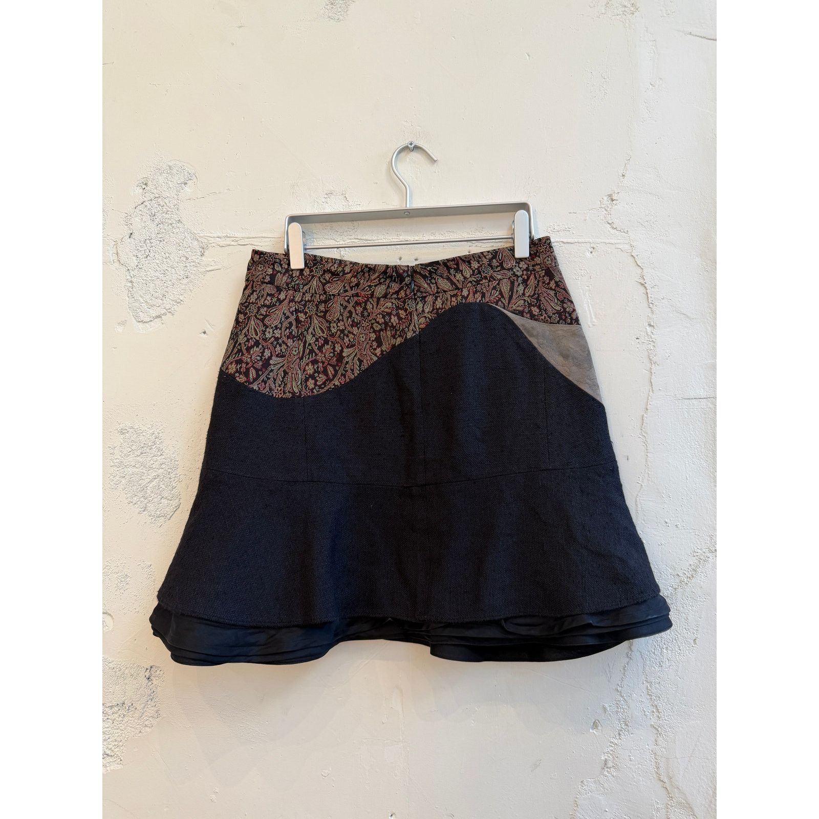 Balenciaga Vintage 2005 Balenciaga Skirt Size 32" / US 10 / IT 46 - 2 Thumbnail