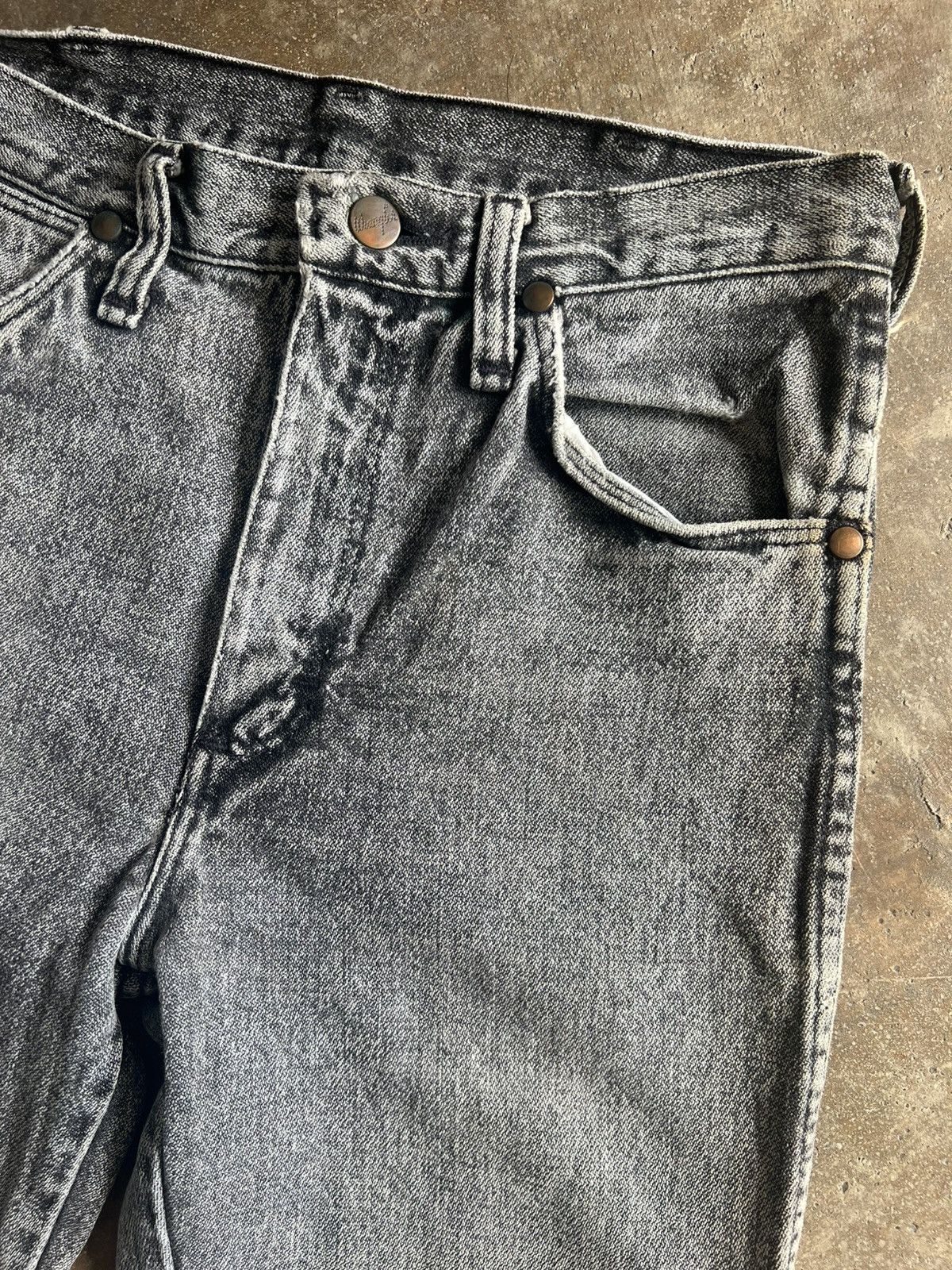 Wrangler VINTAGE WRANGLER GALACTIC WASH DISTRESSED DENIM JEANS Size US 28 / EU 44 - 8 Thumbnail