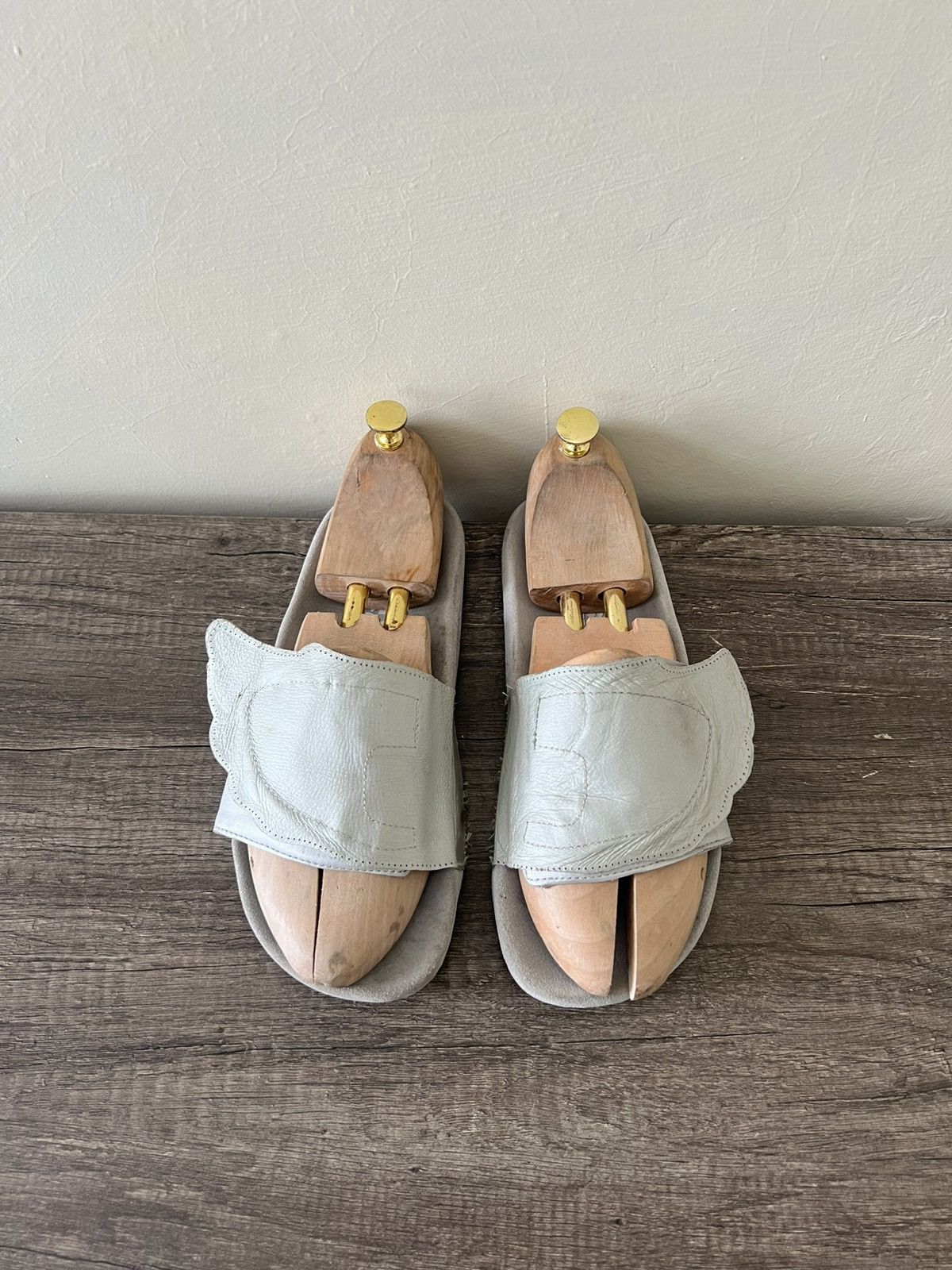 Adidas × Jeremy Scott RARE JS LIQUID GEL WINGS SANDALS Size US 10 / EU 43 - 4 Thumbnail
