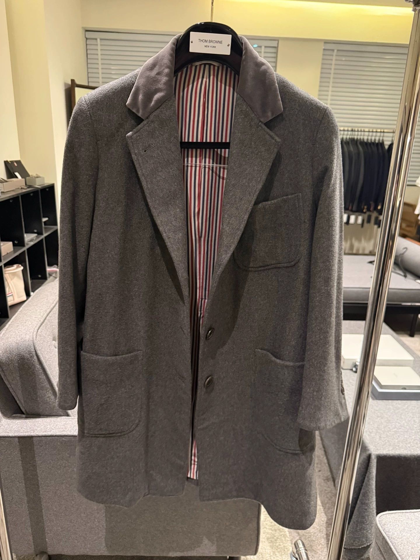 Thom Browne Thom Browne Women's Classic Cashmere Overcoat Charcoal 40 Size S / US 4 / IT 40 - 1 Thumbnail