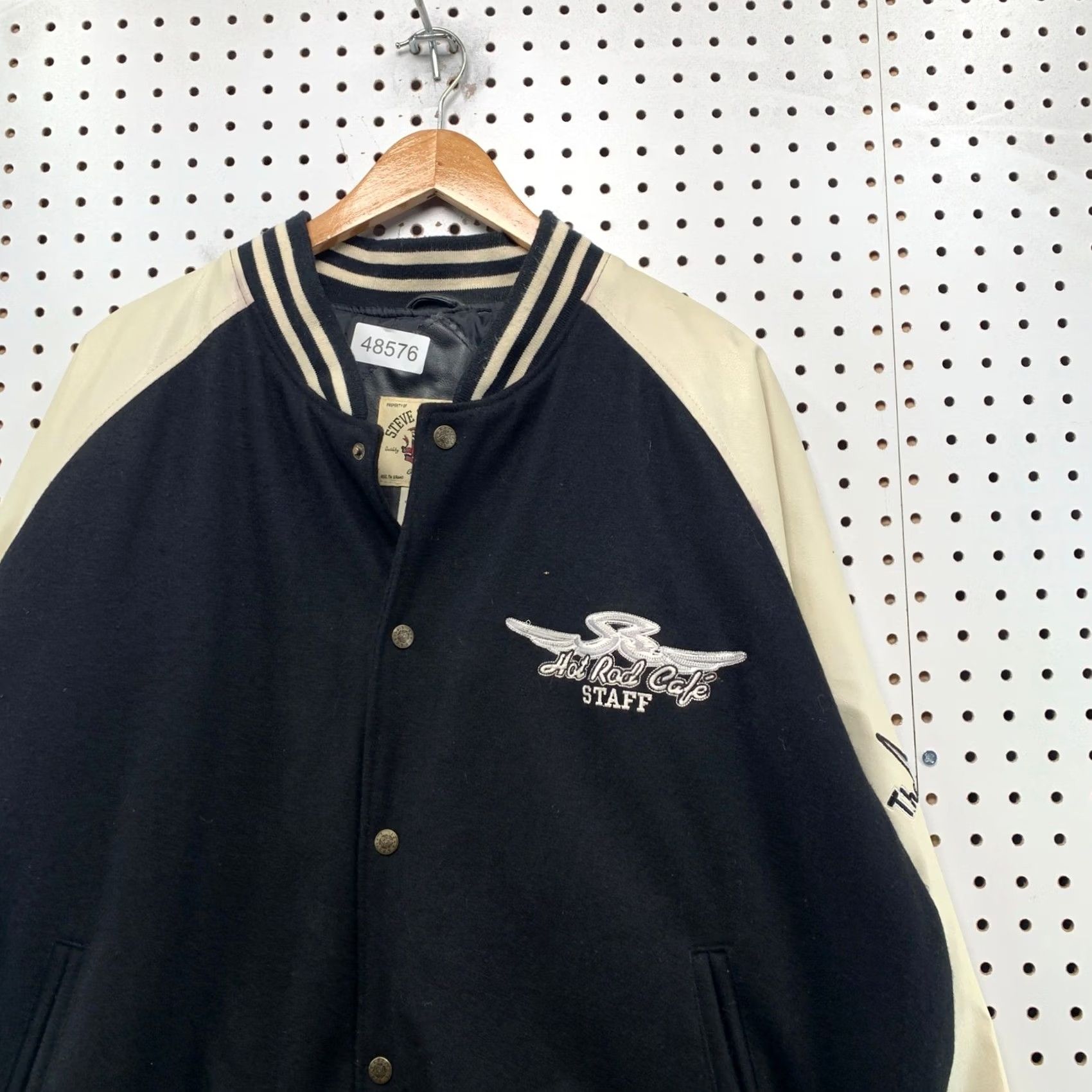 Vintage Item Specifications: Brand: Nike Size US XL / EU 56 / 4 - 5 Thumbnail