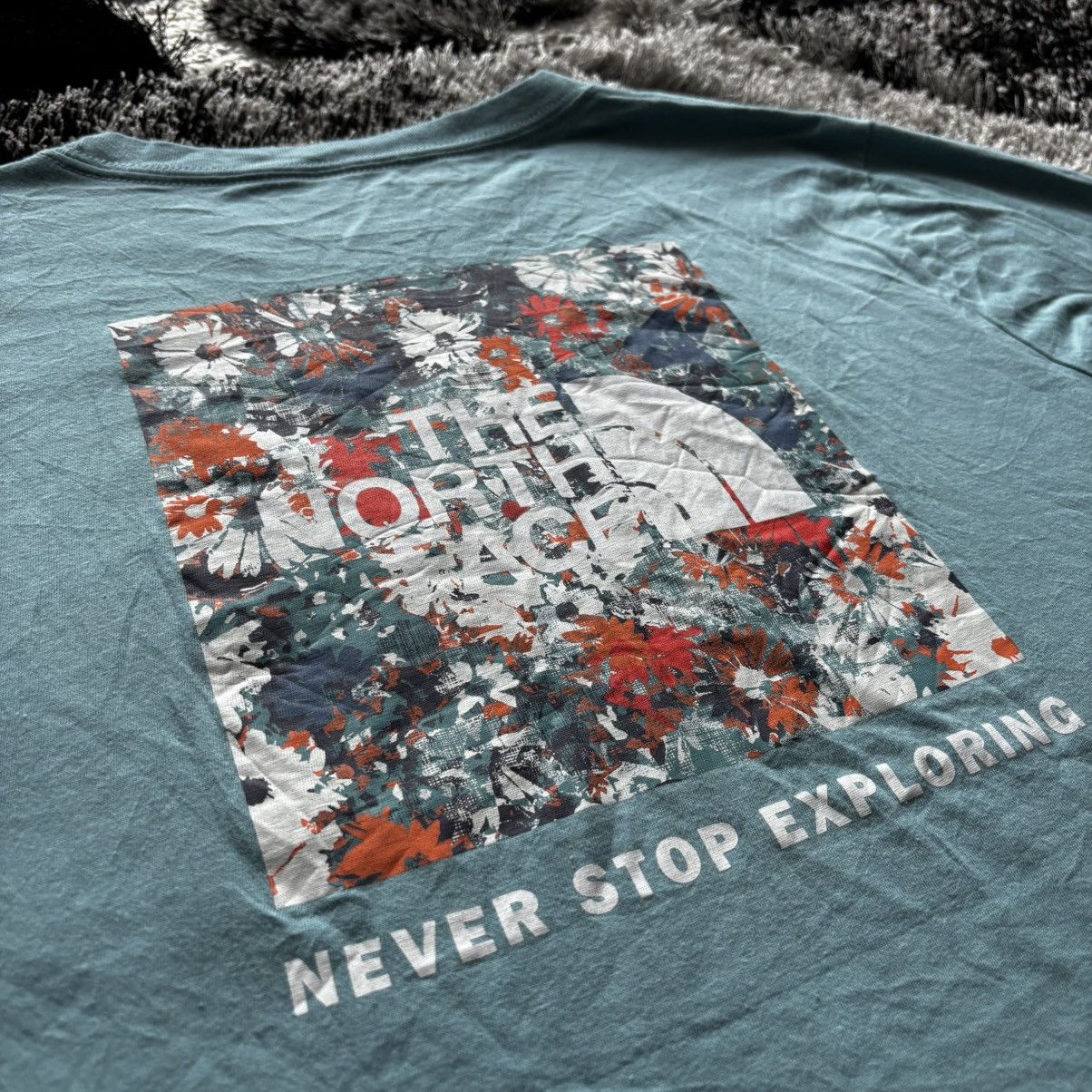 The North Face Sky Blue The North Face T-Shirt Size US XL / EU 56 / 4 - 5 Thumbnail