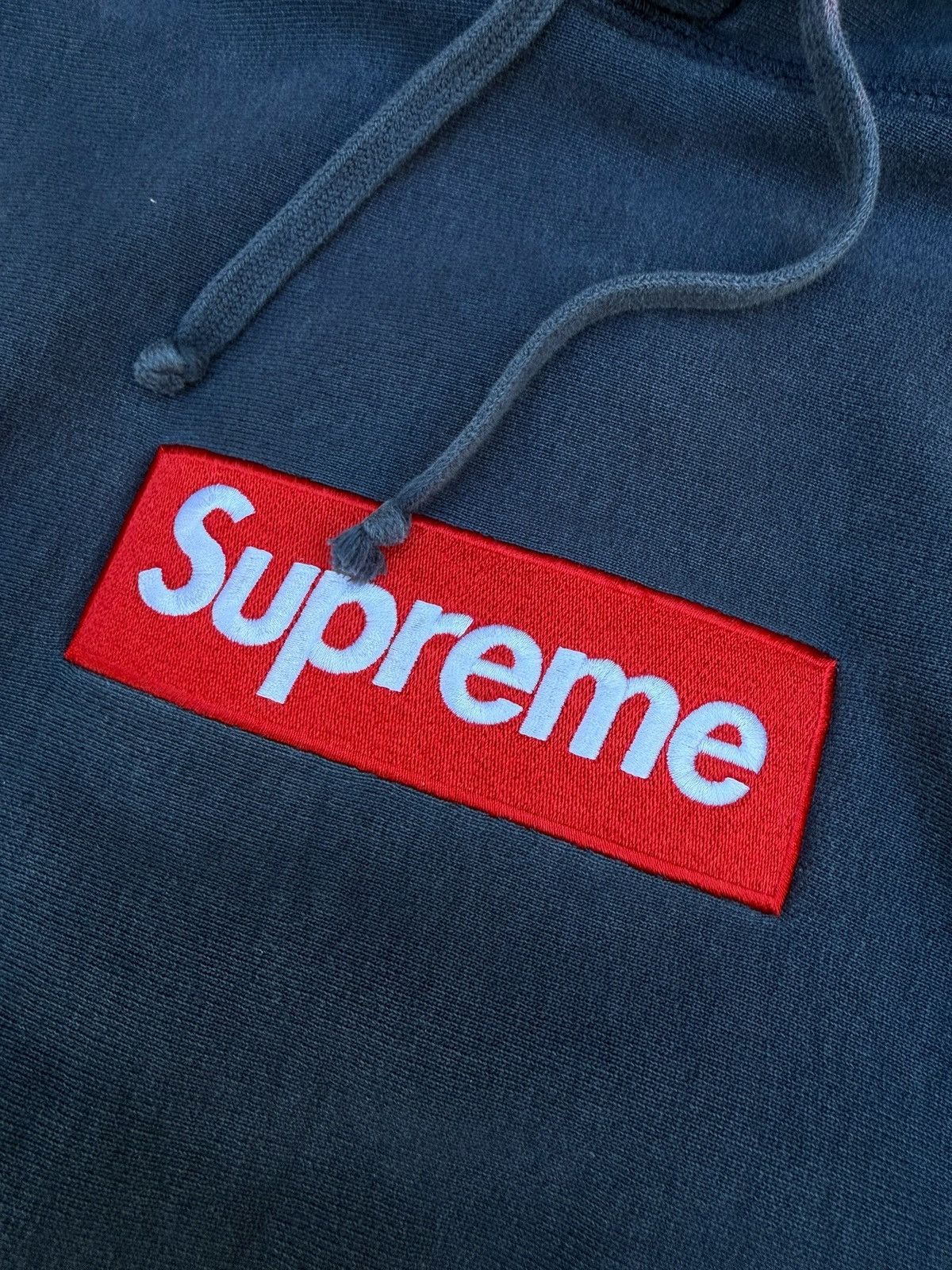 Supreme Supreme 2012 navy box logo hoodie Size US M / EU 48-50 / 2 - 5 Thumbnail