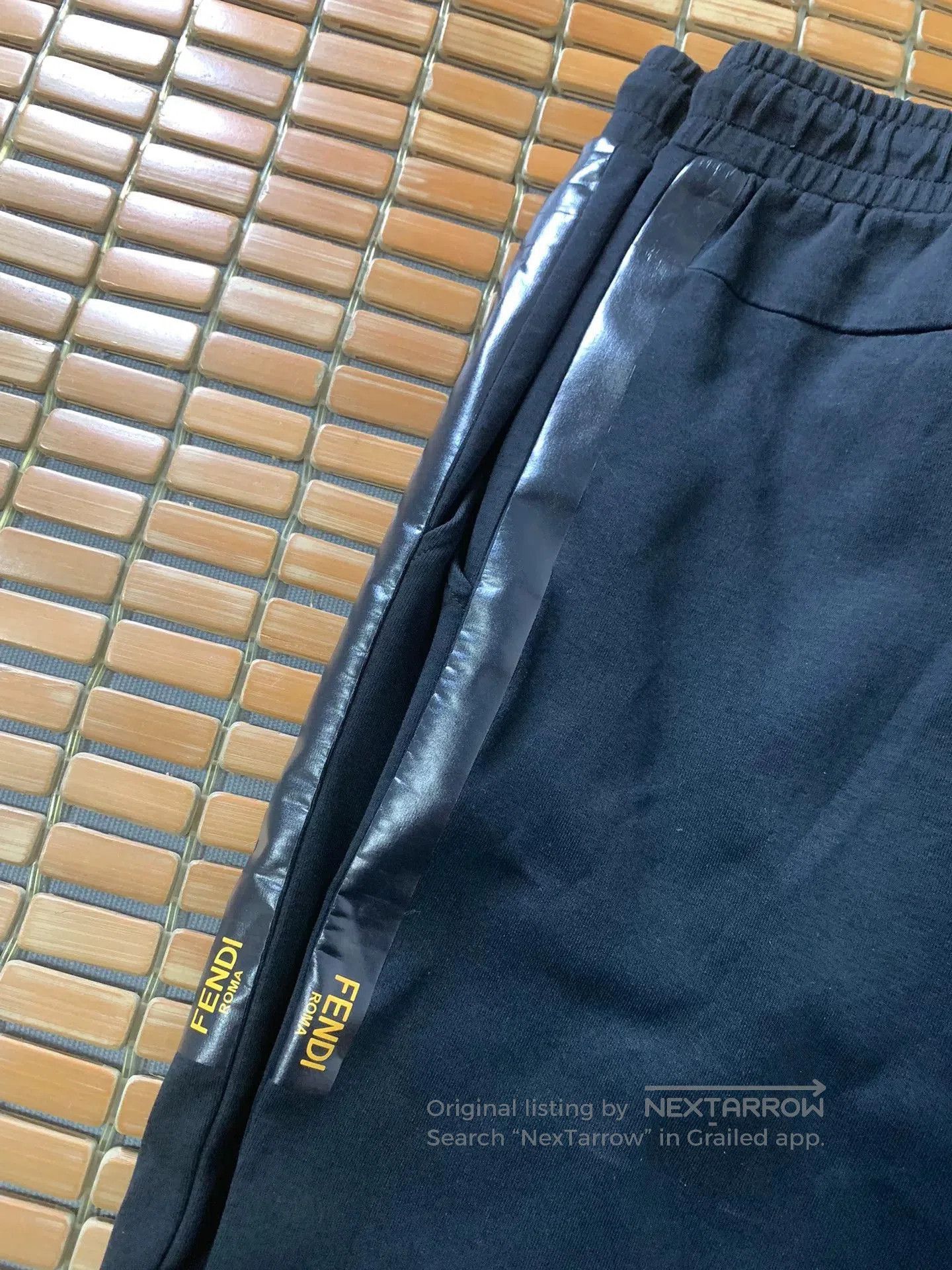 Fendi Fendi Printed Logo Sweatpants. Size US 32 / EU 48 - 1 Thumbnail