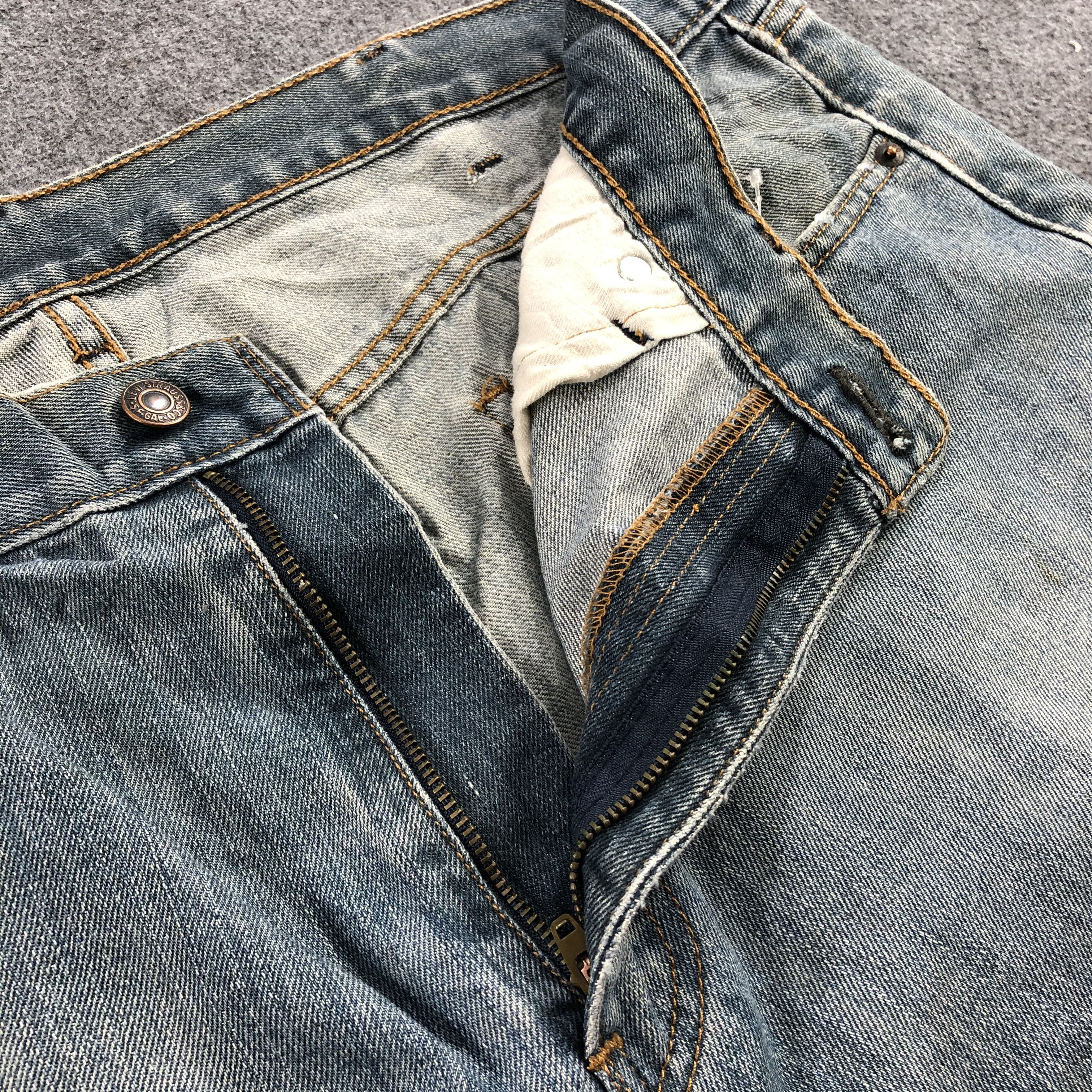 Levi's Vintage Levis 559 Earth Tone Jeans-J2025 Size US 39 - 12 Thumbnail
