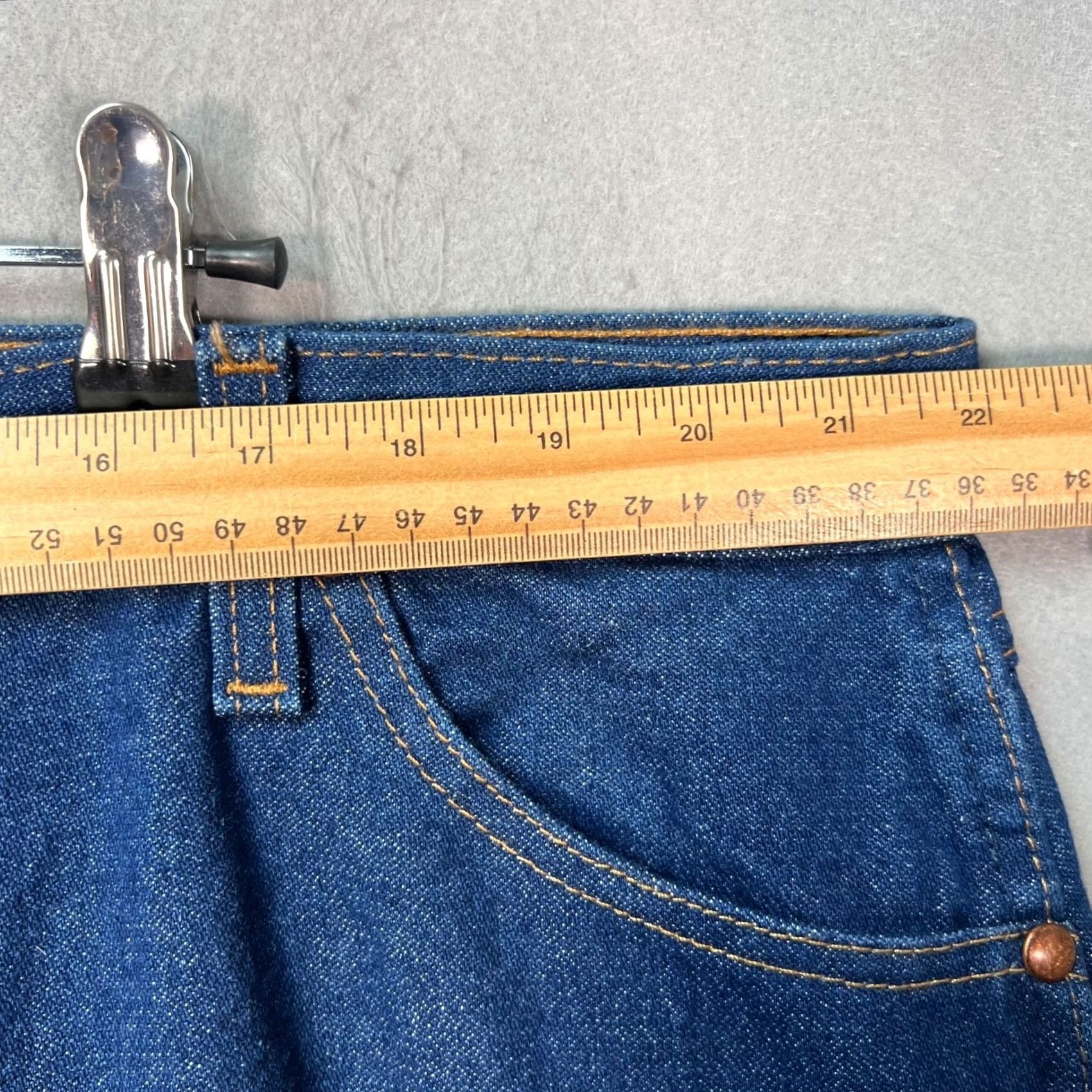 Wrangler Wrangler Mens Jeans 44 x 34 Cowboy Cut Original Fit Denim Blue 100% Cotton Regular Inseam 34in 5-Pocket Logo Cowboy Western Mens Jeans Size US 44 / EU 60 - 7 Thumbnail
