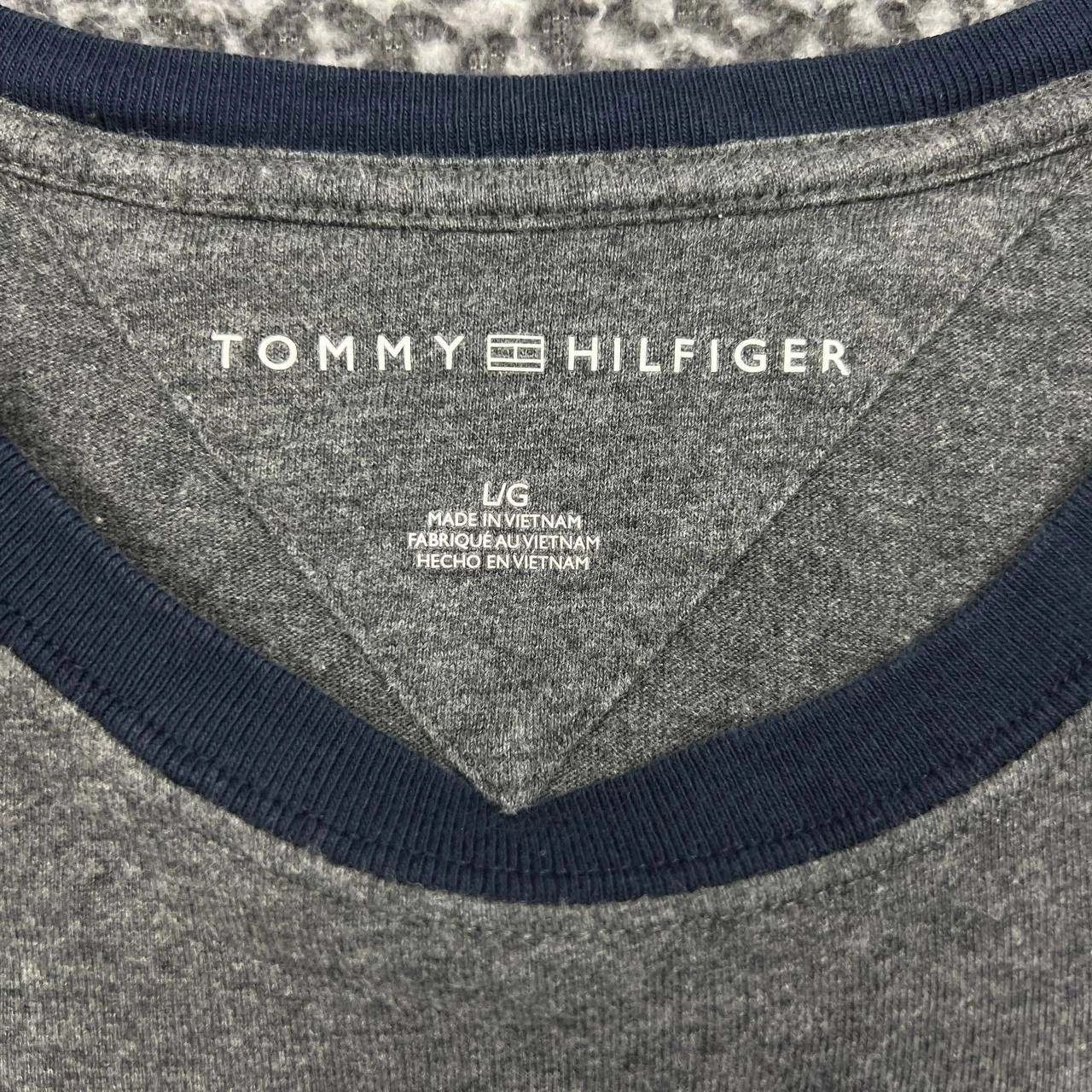 Tommy Hilfiger Tommy Hilfiger Shirt Men Large Gray Crew Neck Cotton Size US L / EU 52-54 / 3 - 3 Thumbnail