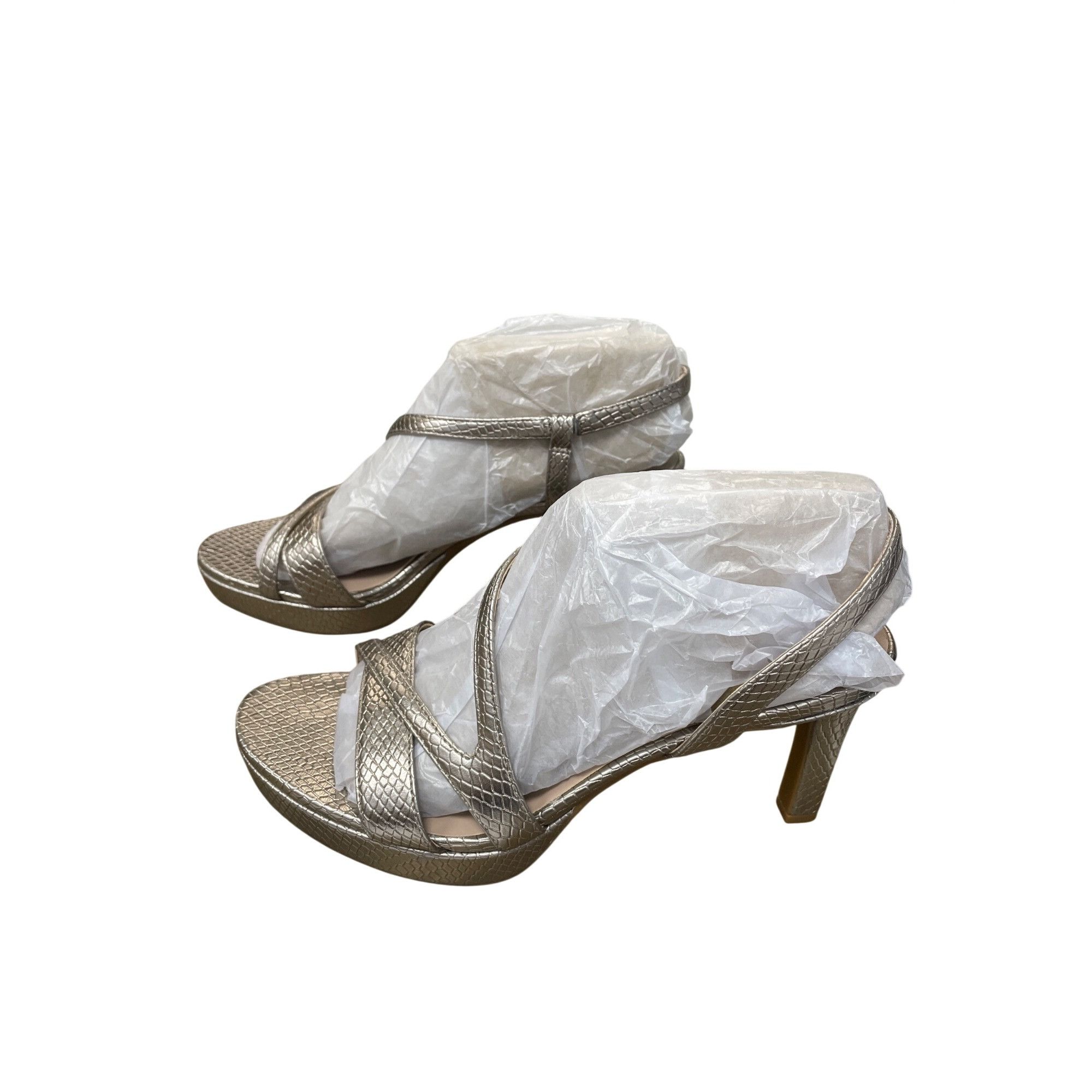 Other Naturalizer Abby Womans Silver diamond pattern Slingback hee Size US 9 / IT 39 - 4 Thumbnail