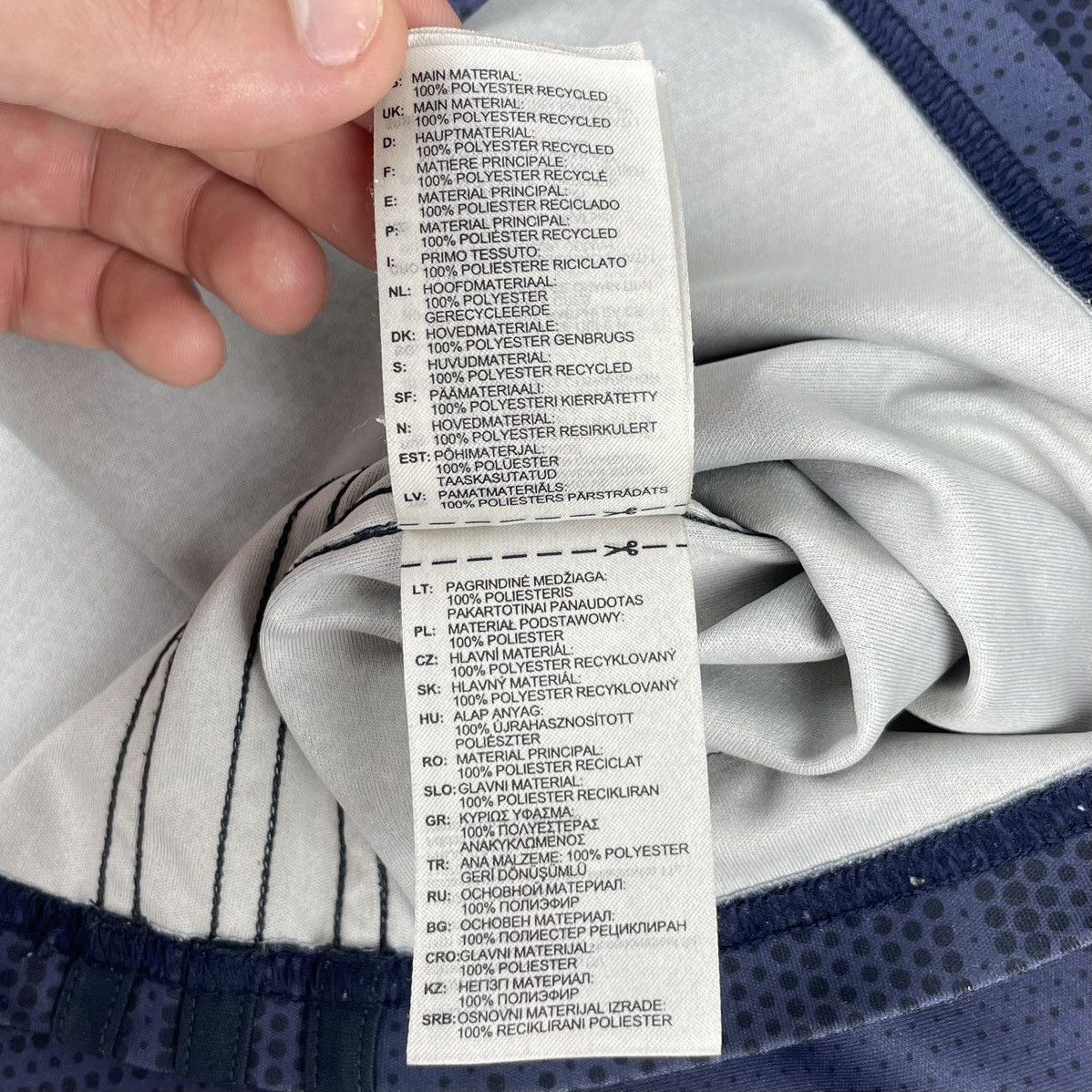 Adidas Adidas Manchester United 2018/19 Soccer Jersey Football Tee Size US L / EU 52-54 / 3 - 11 Thumbnail
