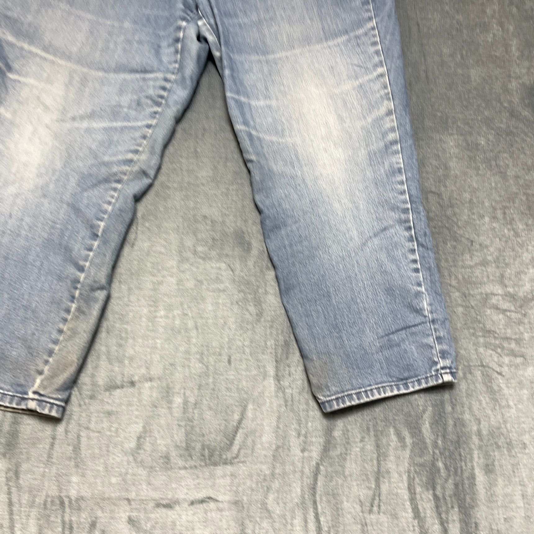 Gloria Vanderbilt Gloria Vanderbilt Amanda Jeans Womens 18W 28x40 Blue Denim Cotton High Rise Size 40" / US 18 - 2 Thumbnail