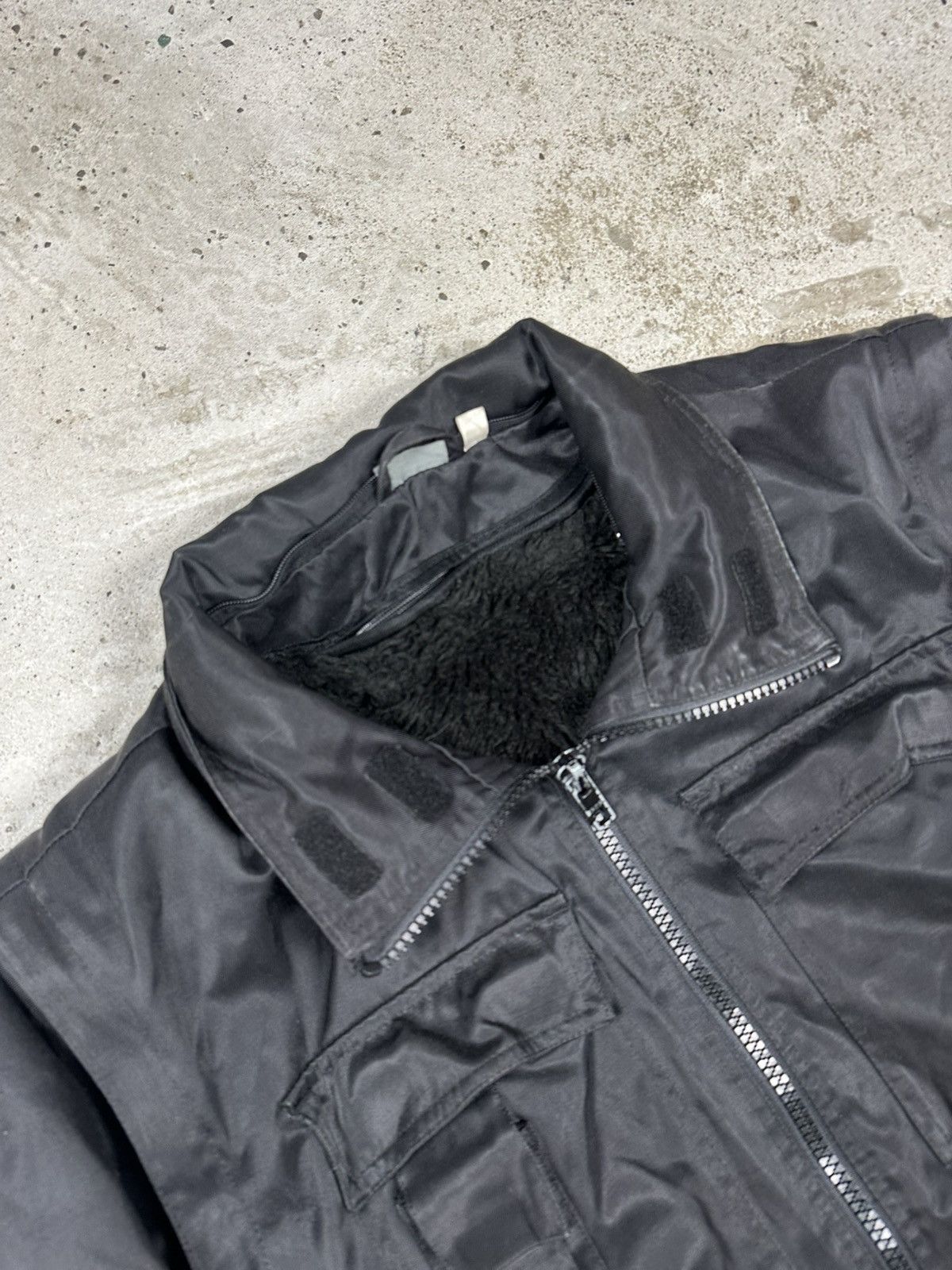 If Six Was Nine × Japanese Brand × Levi's Vintage Y2K Black Utility Faux Fur Insulated Bomber Jacket Size US M / EU 48-50 / 2 - 5 Thumbnail