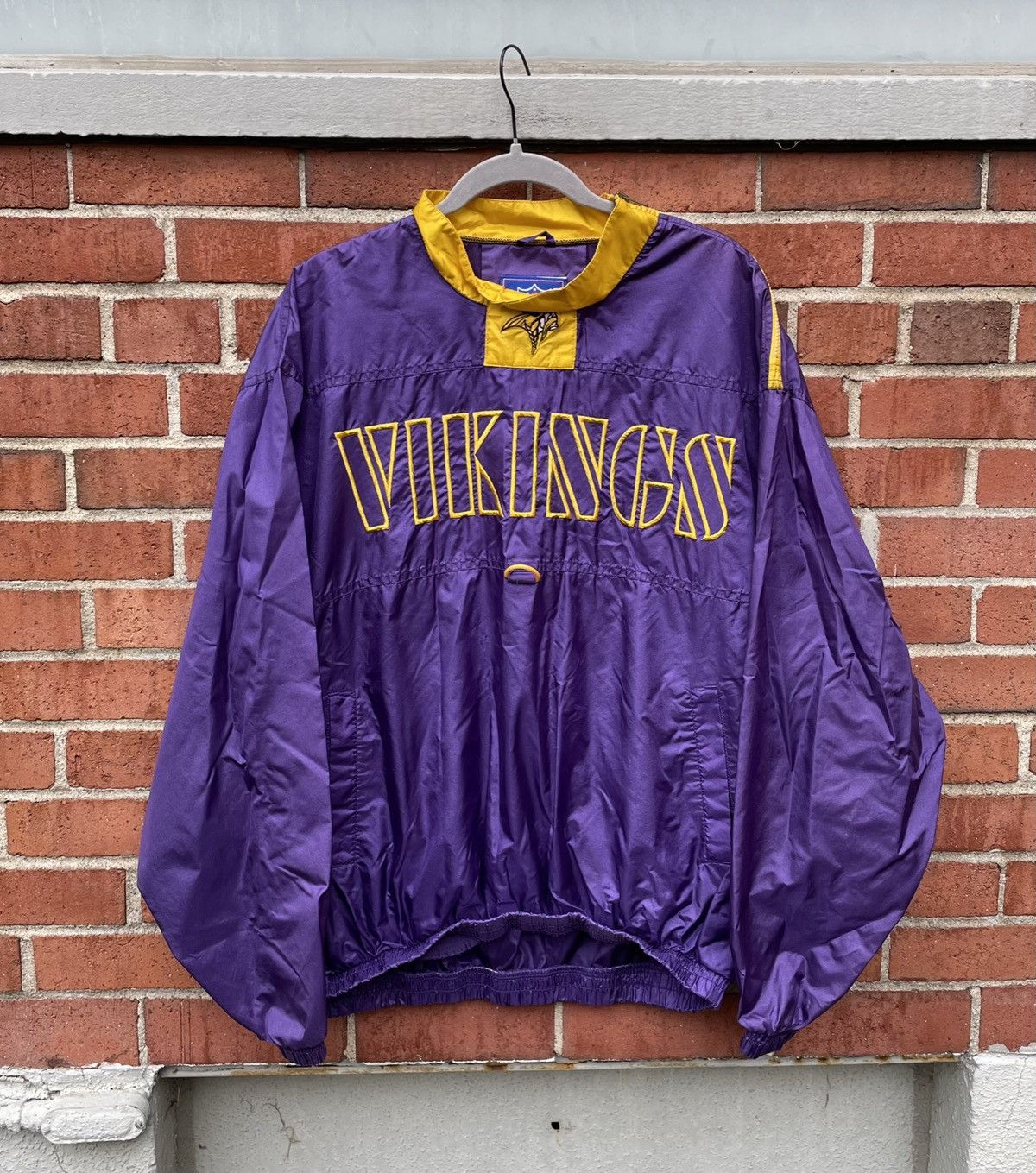 Vintage Vintage 90s Game Day Minnesota Vikings Big Logo Windbreaker Size US L / EU 52-54 / 3 - 1 Thumbnail