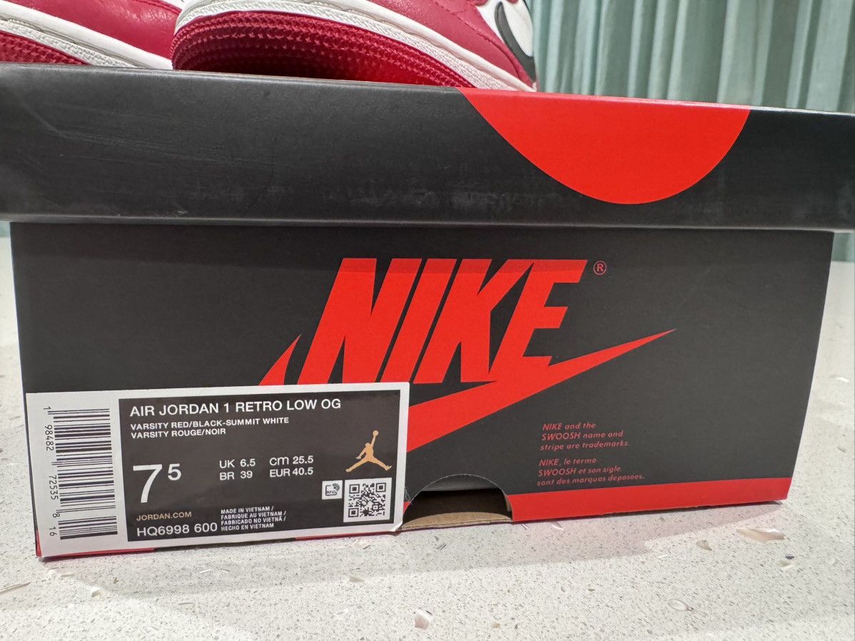 Jordan Brand Air Jordan 1 Low OG "Chicago" (2025) Size US 7.5 / EU 40-41 - 11 Thumbnail