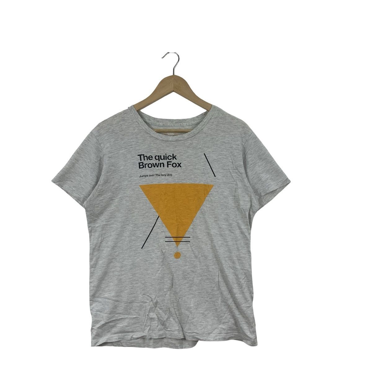 Other DESIGN TSHIRT STORE GRANIPH Orange Inverted Triangle Logo Size US M / EU 48-50 / 2 - 3 Thumbnail