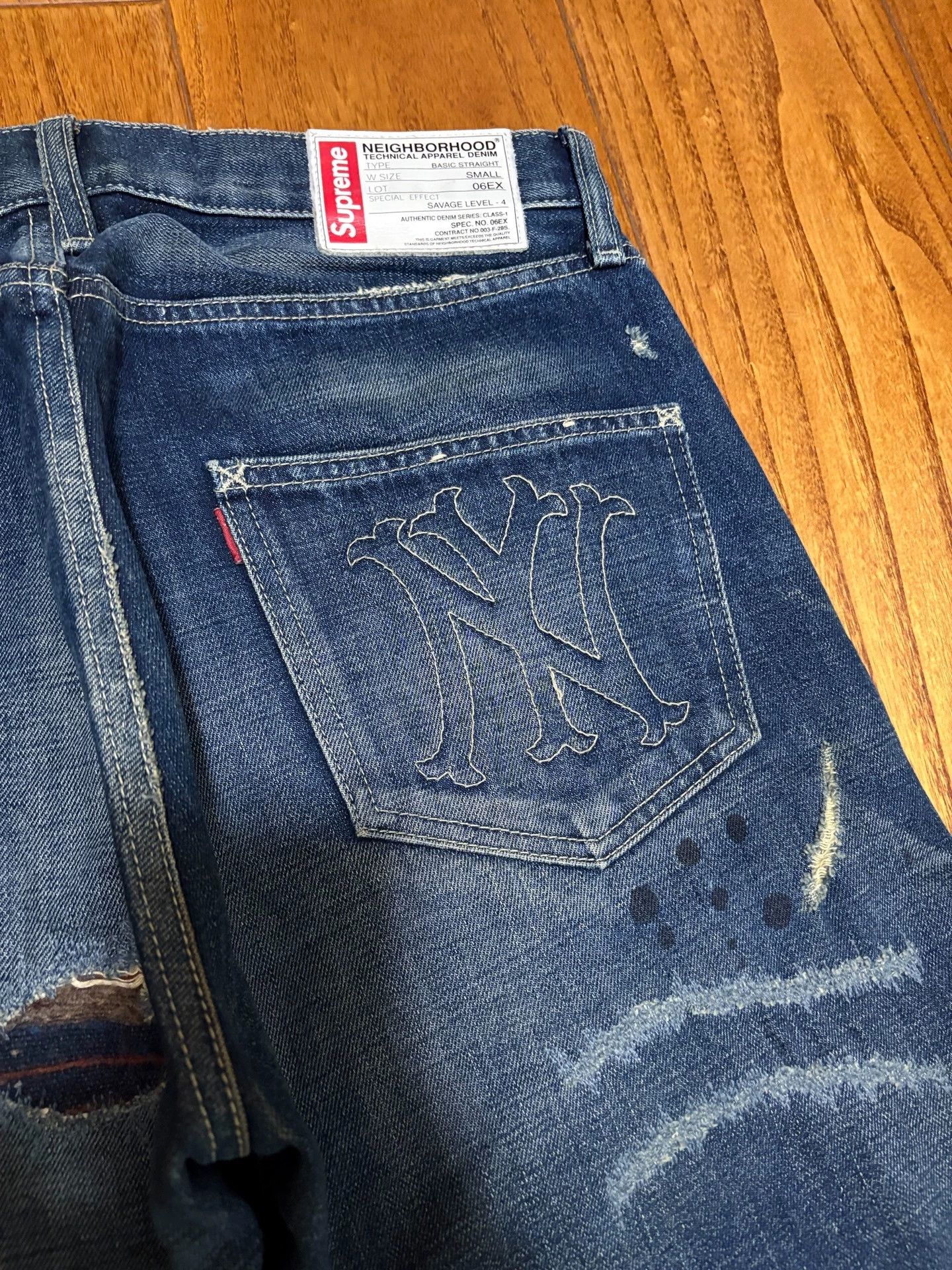 Neighborhood NBD x Supreme Destroyed Patched Washed Jeans S (Near New) Size US 30 / EU 46 - 5 Thumbnail