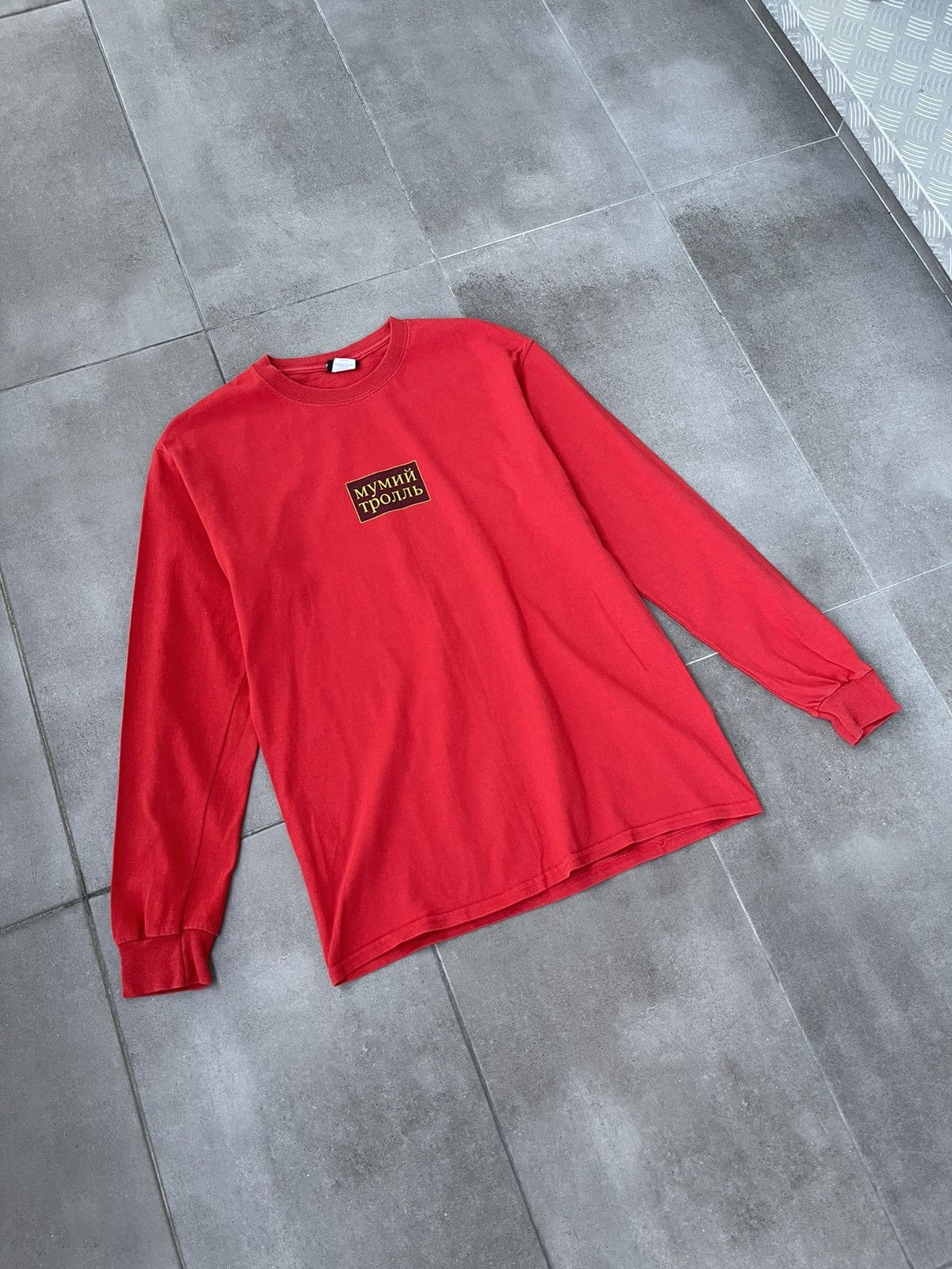 Gosha Rubchinskiy AW17 Gosha Rubchinskiy Mumiy Troll Red Longsleeve Size US M / EU 48-50 / 2 - 3 Thumbnail