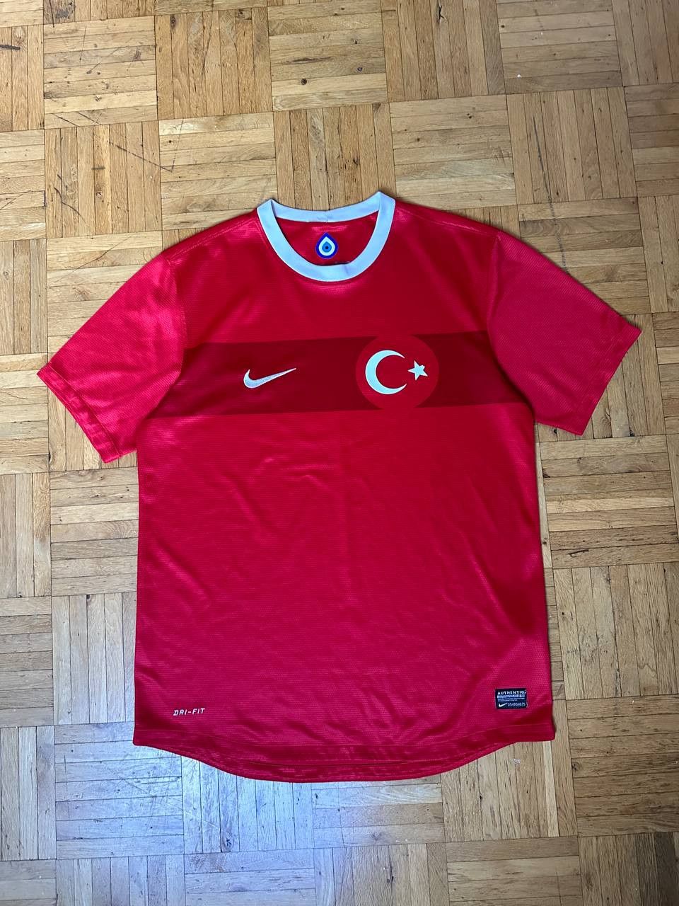 Nike TURKEY 2012-13 HOME FOOTBALL SHIRT SOCCER JERSEY NIKE M MEN Size US M / EU 48-50 / 2 - 1 Thumbnail