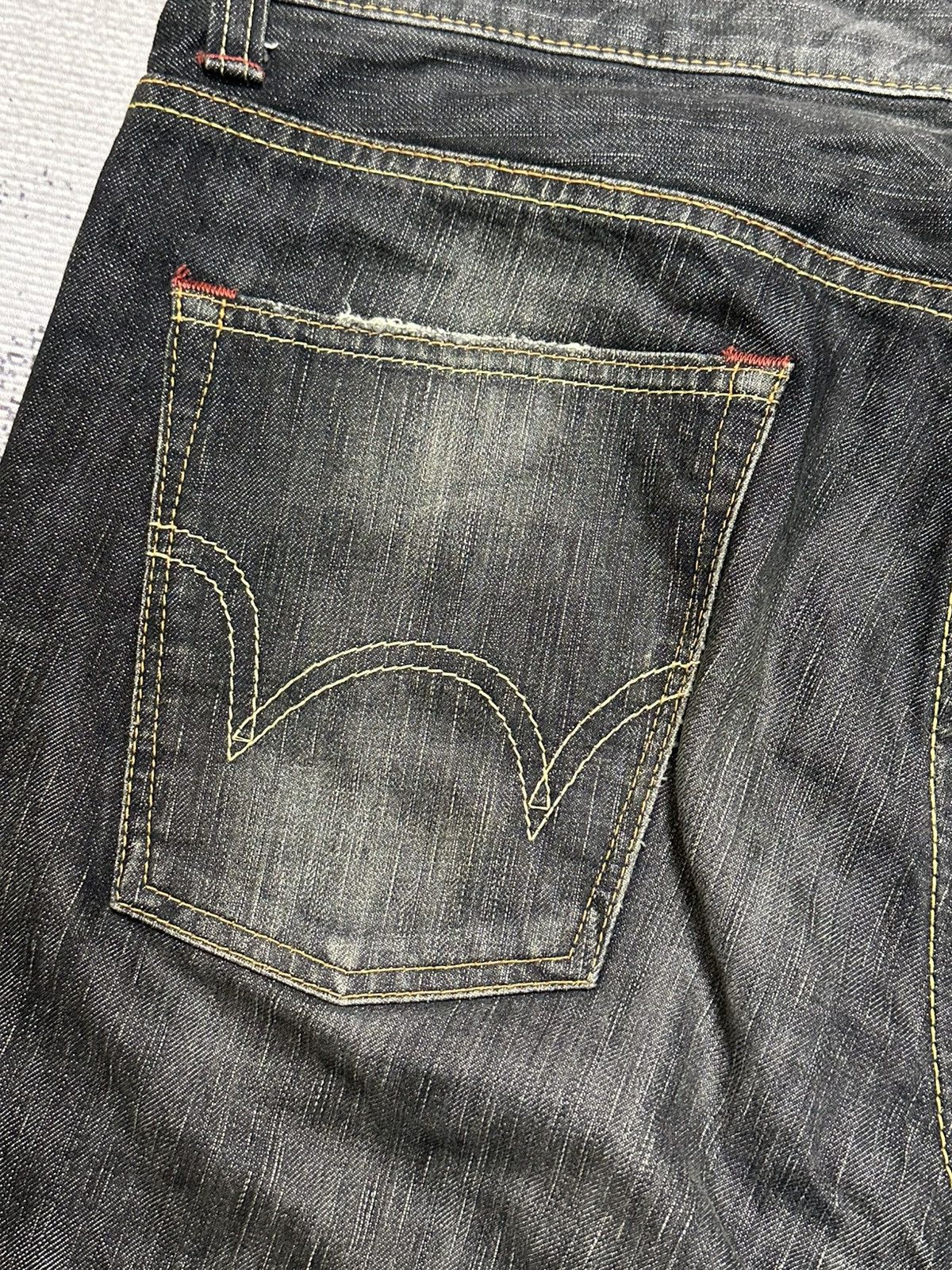 Undercover × Uniqlo 2000s Edwin 512 Flare Distressed Washed Denim Size US 32 / EU 48 - 14 Thumbnail