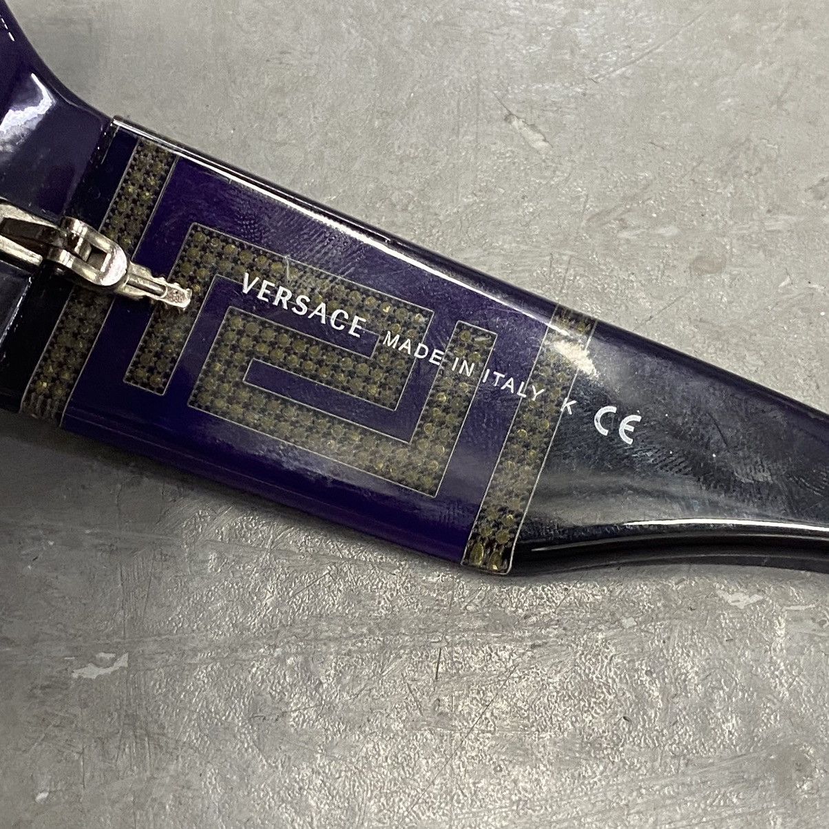 Versace × Vintage Vtg Y2K Versace MOD 4159-B Rhinestone Oversized Sunglasses Size ONE SIZE - 8 Thumbnail