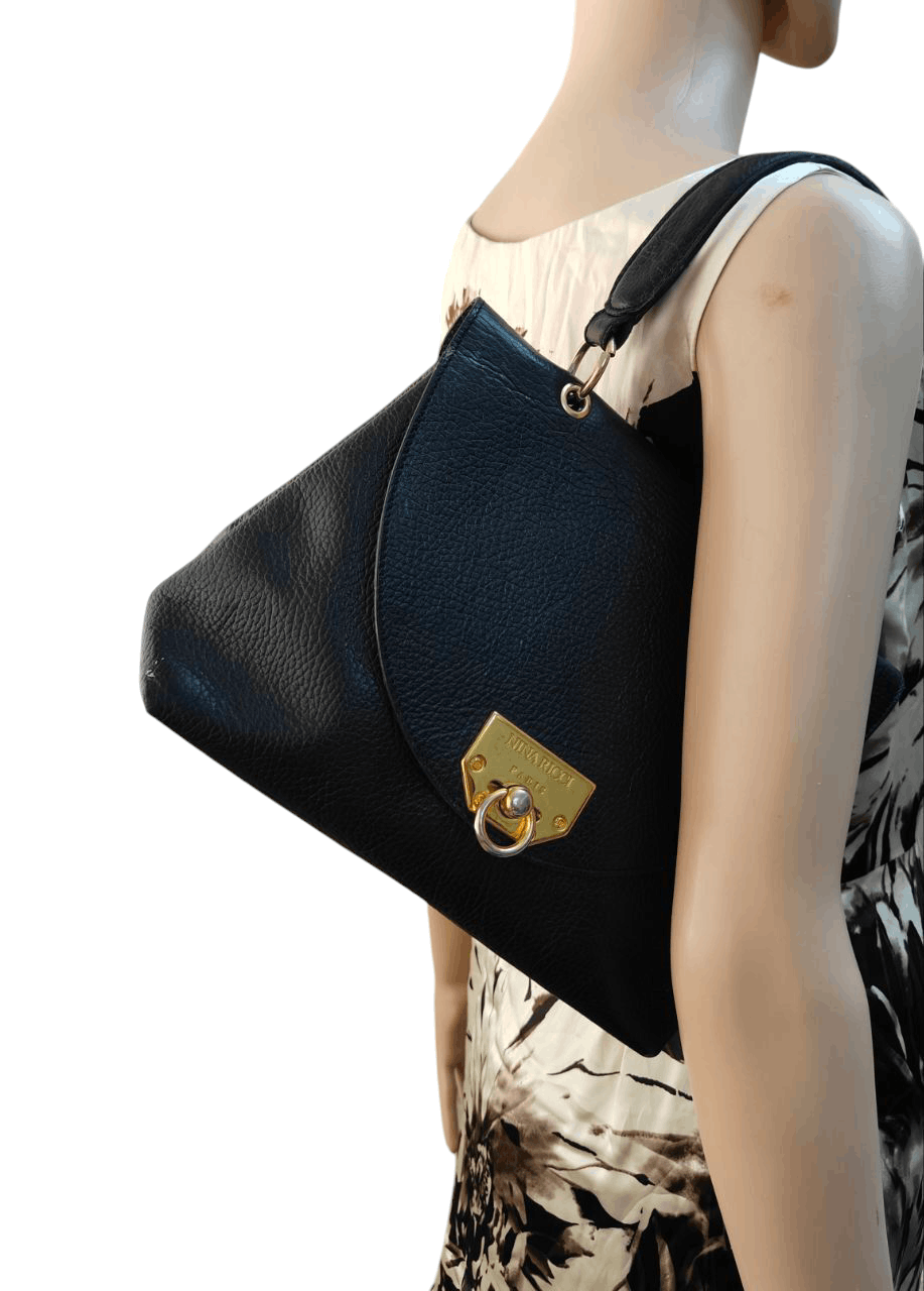 Nina Ricci 💥LAST CALL💥 Vintage Nina Ricci Black Leather Handbag Size ONE SIZE - 6 Thumbnail
