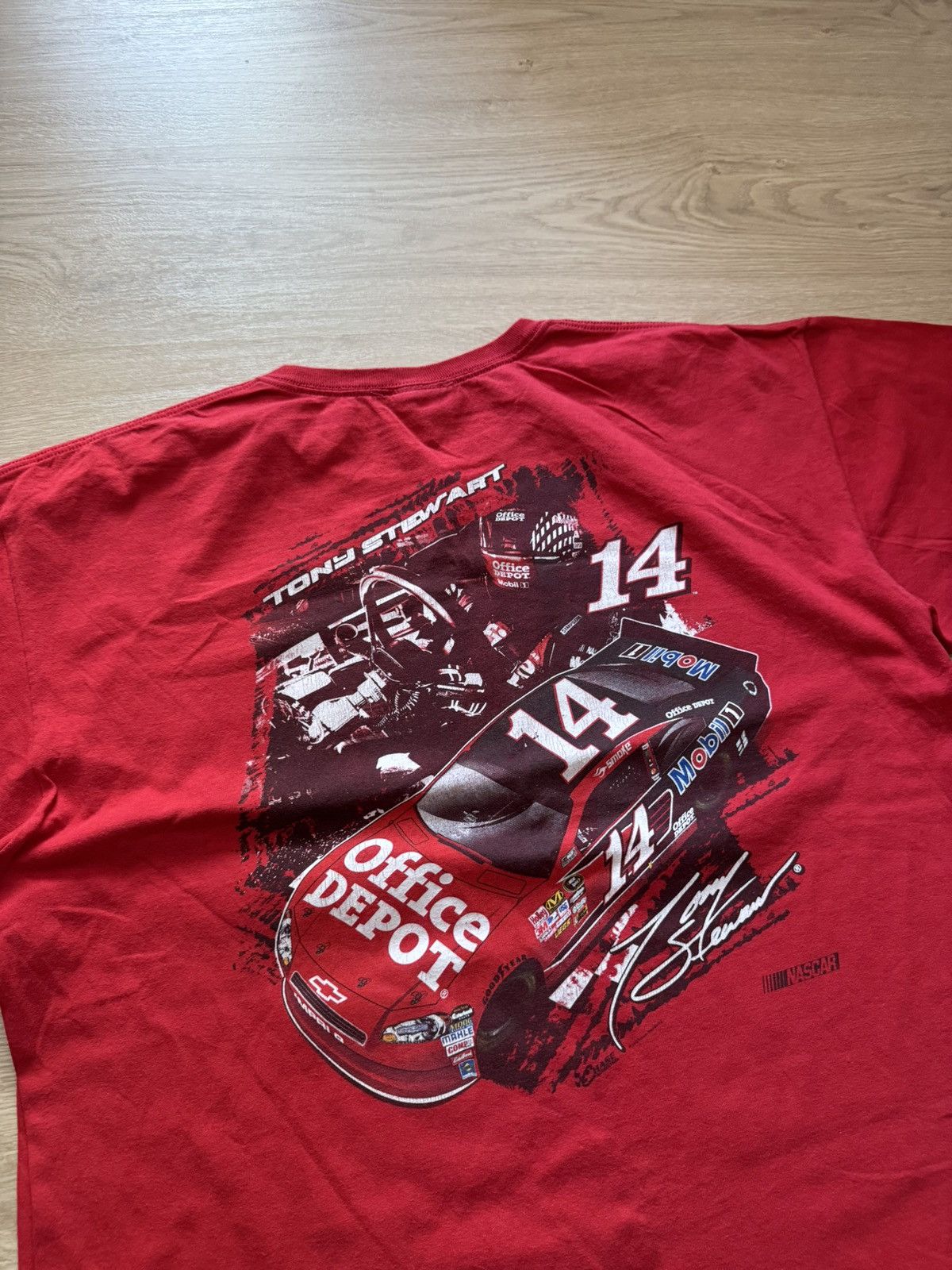 NASCAR Vintage Nascar Tony Stewart Baggy Racing Marlboro T-Shirt Size US XXL / EU 58 / 5 - 4 Thumbnail