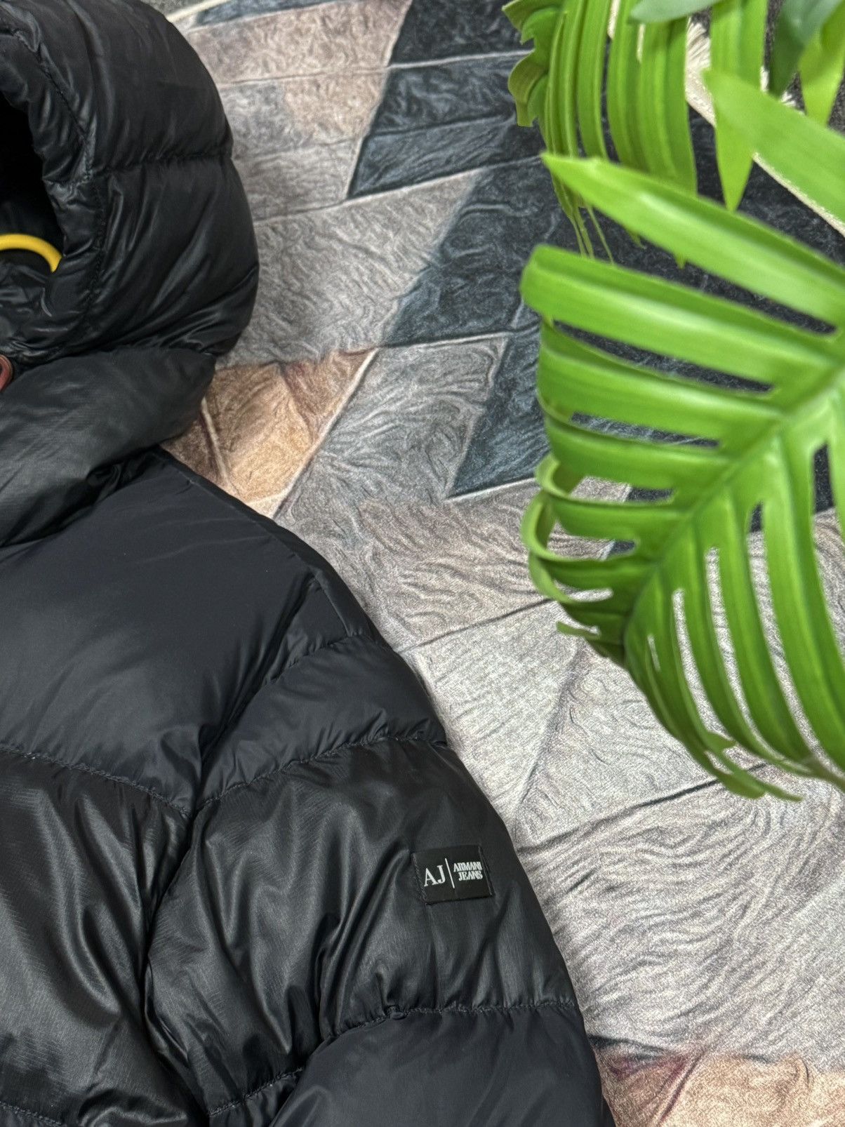 Armani Armani Down Jacket Puffer Size M Size US M / EU 48-50 / 2 - 4 Thumbnail