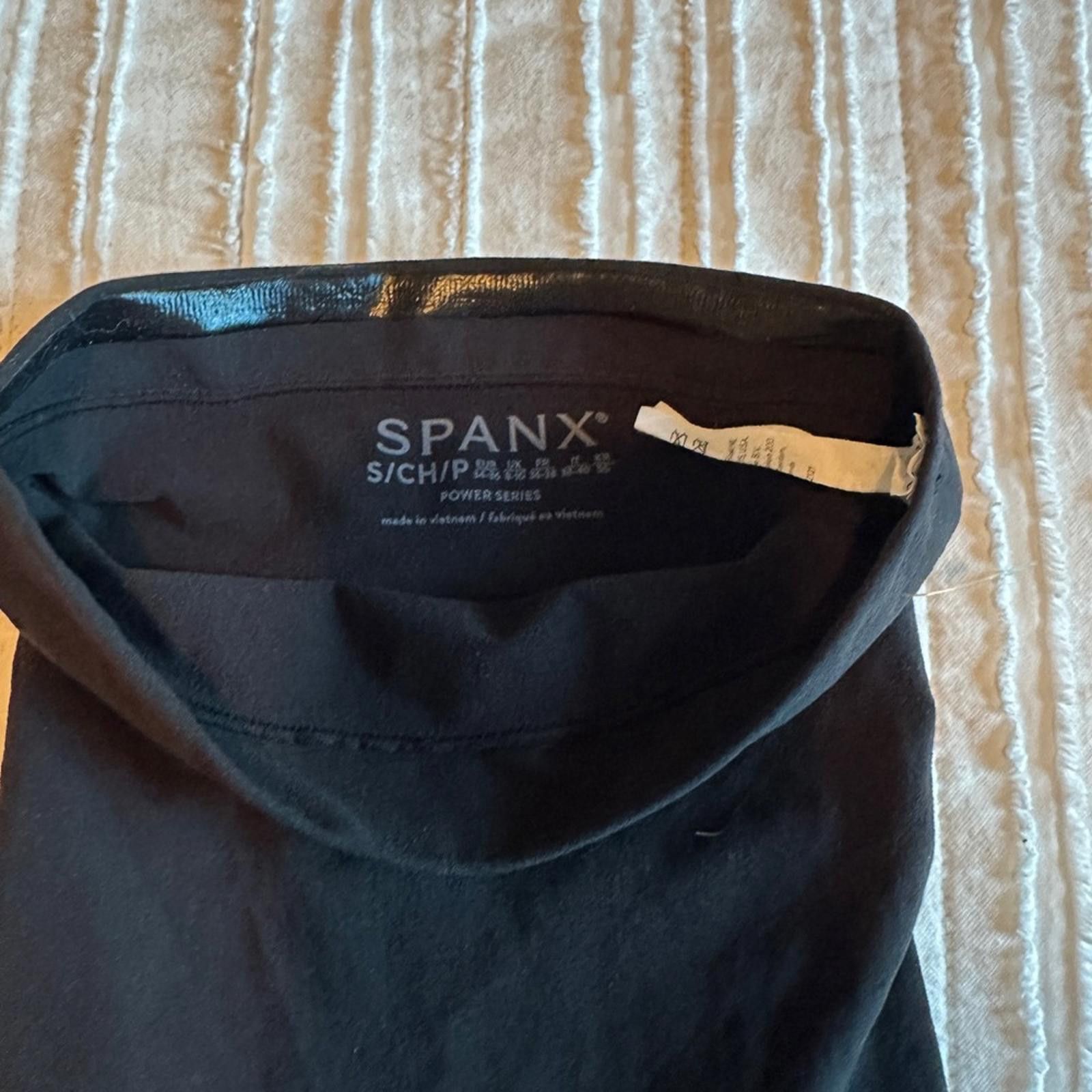 Domenico Spano SPANX Women's Power Series Shapewear Small Bike Shorts NEW Size 28" / US 6 / IT 42 - 3 Thumbnail