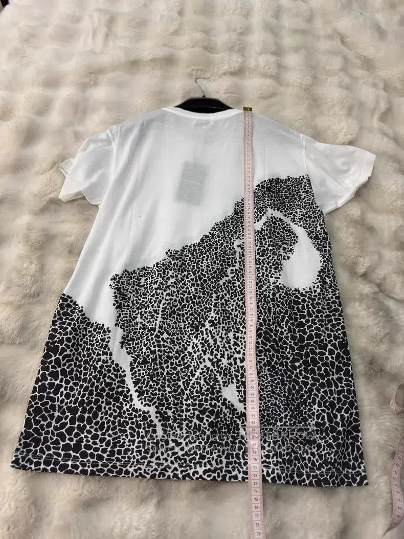 Saint Laurent Paris Saint Laurent Paris Original White Leopard Print Short Sle Size US S / EU 44-46 / 1 - 9 Thumbnail