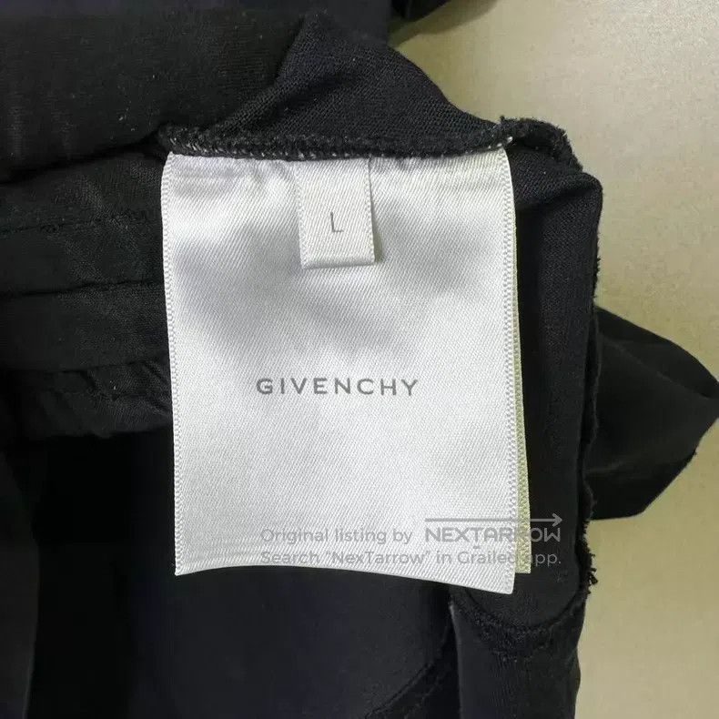 Givenchy Givenchy Black Cross Back Short Sleeve Size US L / EU 52-54 / 3 - 7 Thumbnail