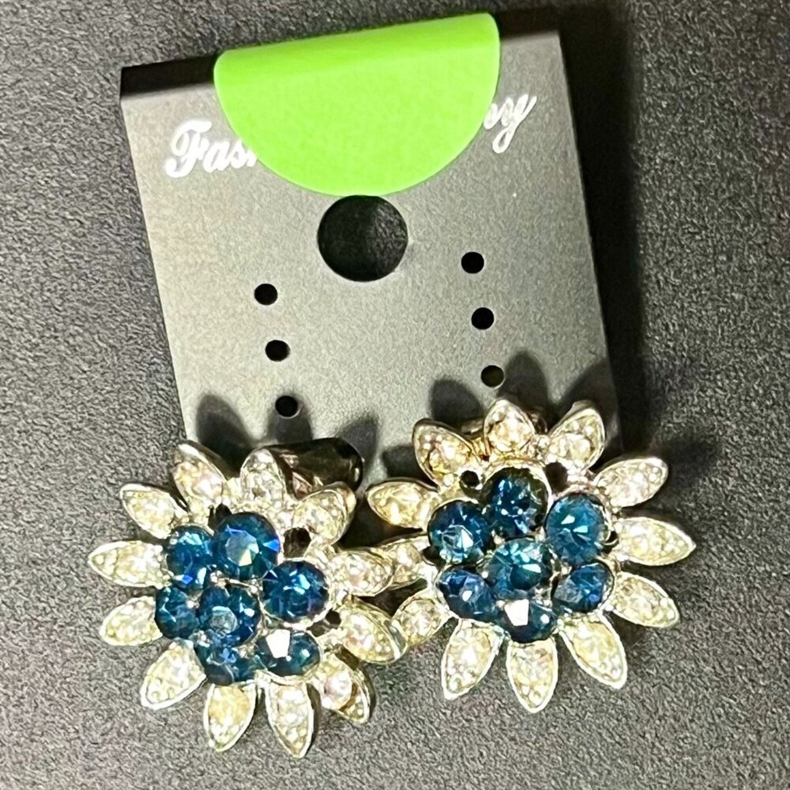 & Other Stories Lisner – Silvertone Flower Earrings Blue Clear Rhinestone Size ONE SIZE - 1 Preview