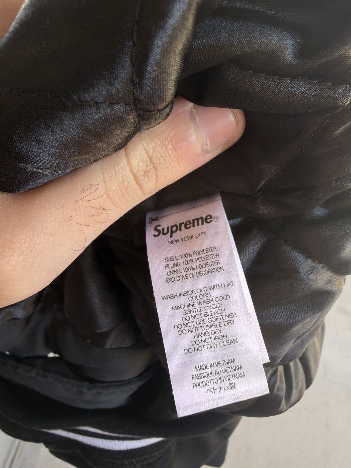 Mitchell & Ness × Supreme Supreme x Mitchell & Ness Satin Varsity Jacket – Black L Size US L / EU 52-54 / 3 - 7 Thumbnail