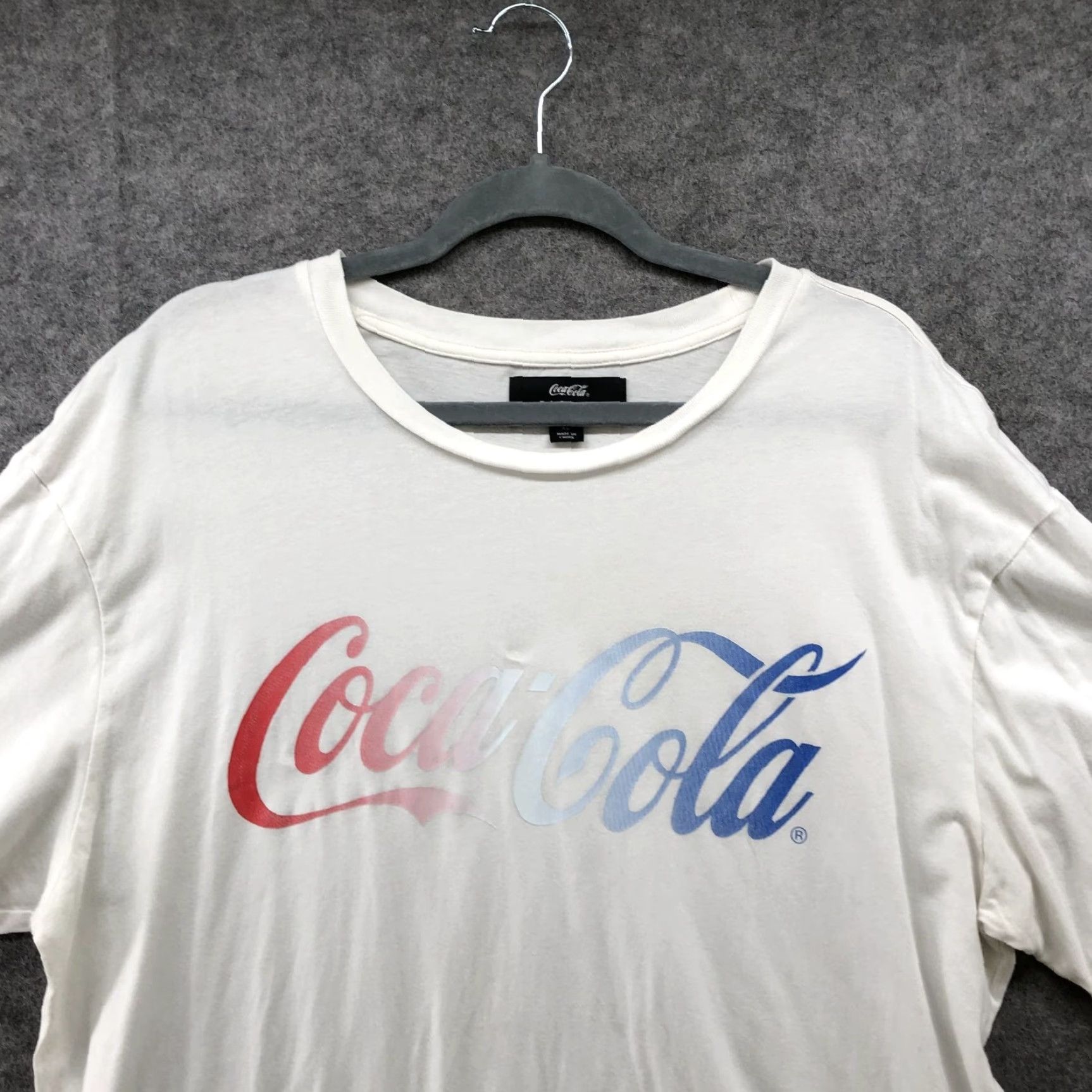 Pacsun Pacsun Coca Cola Graphic T Shirt Mens XL White Short Sleeve Crewneck Cotton Logo Print Regular Fit Size US XL / EU 56 / 4 - 3 Thumbnail