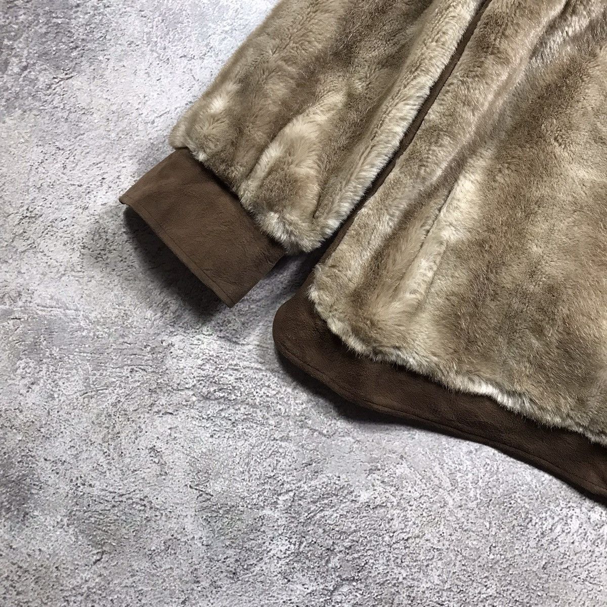 Vintage Vintage 90s Faded Fur Collar Jacket Gorpcore Tan Relaxed L Size L / US 10 / IT 46 - 4 Thumbnail
