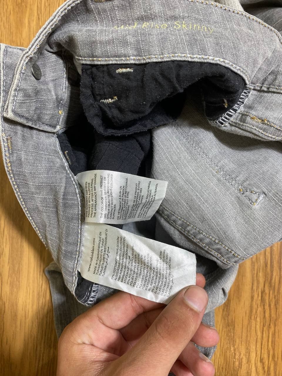 Calvin Klein × Vintage Vintage Y2K Light Wash Calvin Klein Essential Denim Jeans! Size US 26 / EU 42 - 21 Thumbnail