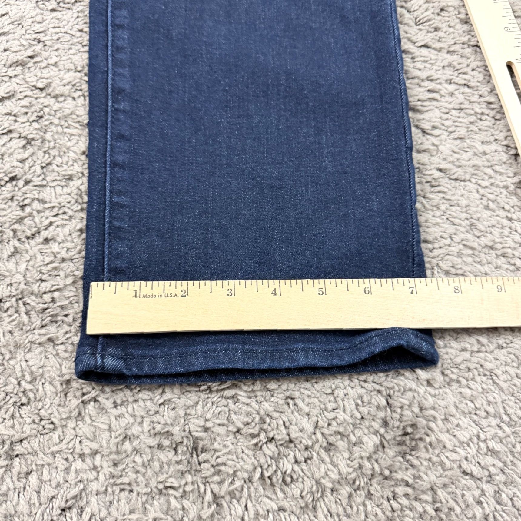 Banana Republic Banana Republic Jeans Men 35 Slim Fit Dark Wash Denim Stretch Low Rise Travel Jeans Slim Straight Mens Blue 32 Inseam 34x30 Pattern Solid Logo Accents Size US 34 / EU 50 - 7 Thumbnail