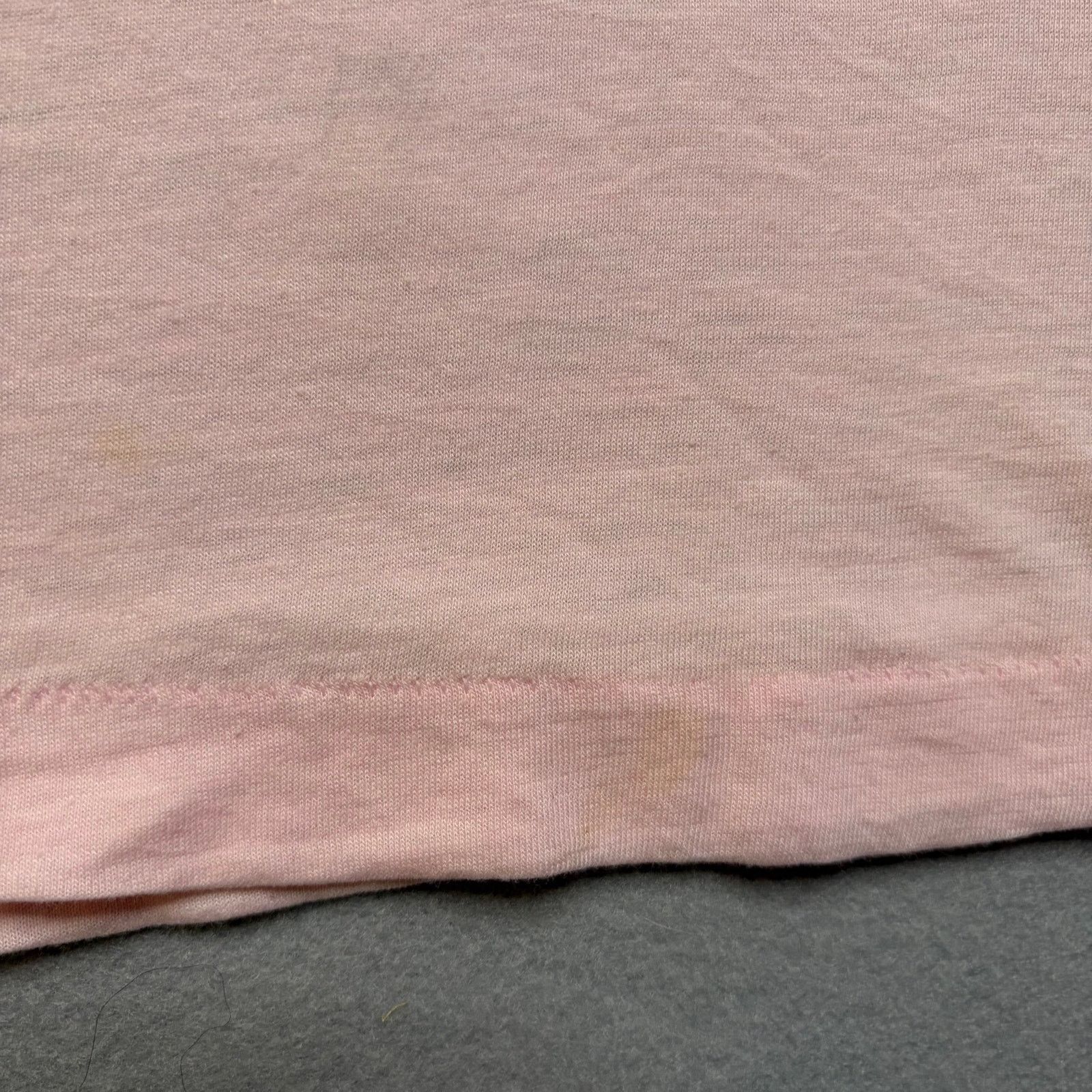 Vintage Vintage 80s Pink All Over Patch Graphic T-Shirt Small USA Size US S / EU 44-46 / 1 - 6 Thumbnail