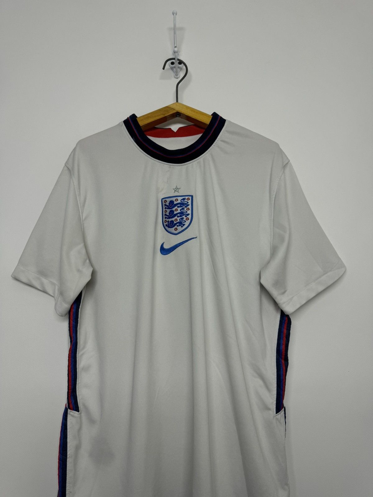 Nike Vintage Nike England National Team T-shirt jersey Size US M / EU 48-50 / 2 - 3 Thumbnail