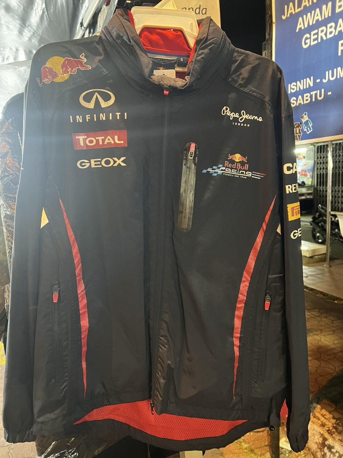 Vintage Red Bull Infiniti Racing F1 Formula Size US S / EU 44-46 / 1 - 1 Thumbnail